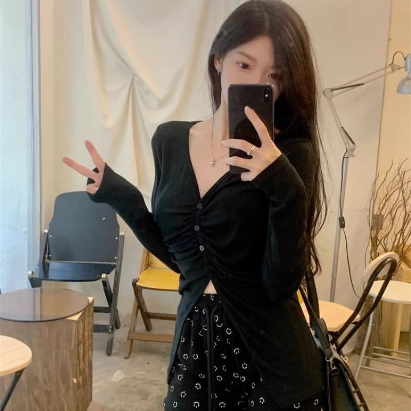 순수한 욕망 달콤한 매운맛 V넥 기본 셔츠 여성 외국 가스 디자인 센스 불규칙 주름 몸매 가꾸기 인사이드 잡아라. 의류 가을 겨울 새로운 상세 이미지 5