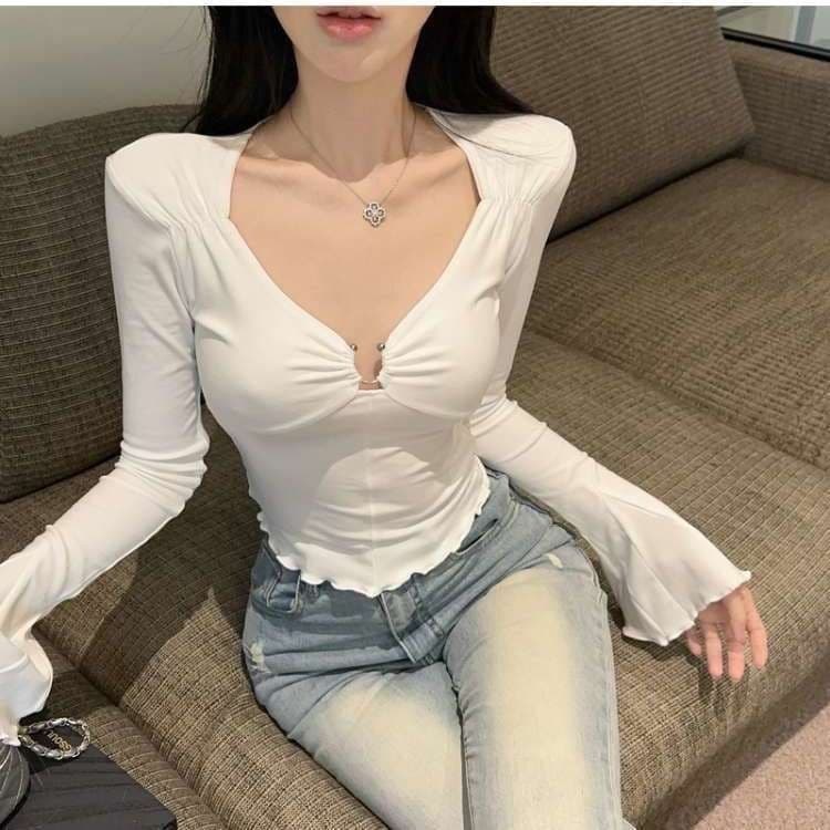 가을 순수한 욕망 핫걸 섹시함 홀로우 아웃 긴팔 나팔 소매 기본 셔츠 인사이드 가져 가라. 낮은 가슴 Chic 고유 한 짧은 여성 셔츠 상세 이미지 11