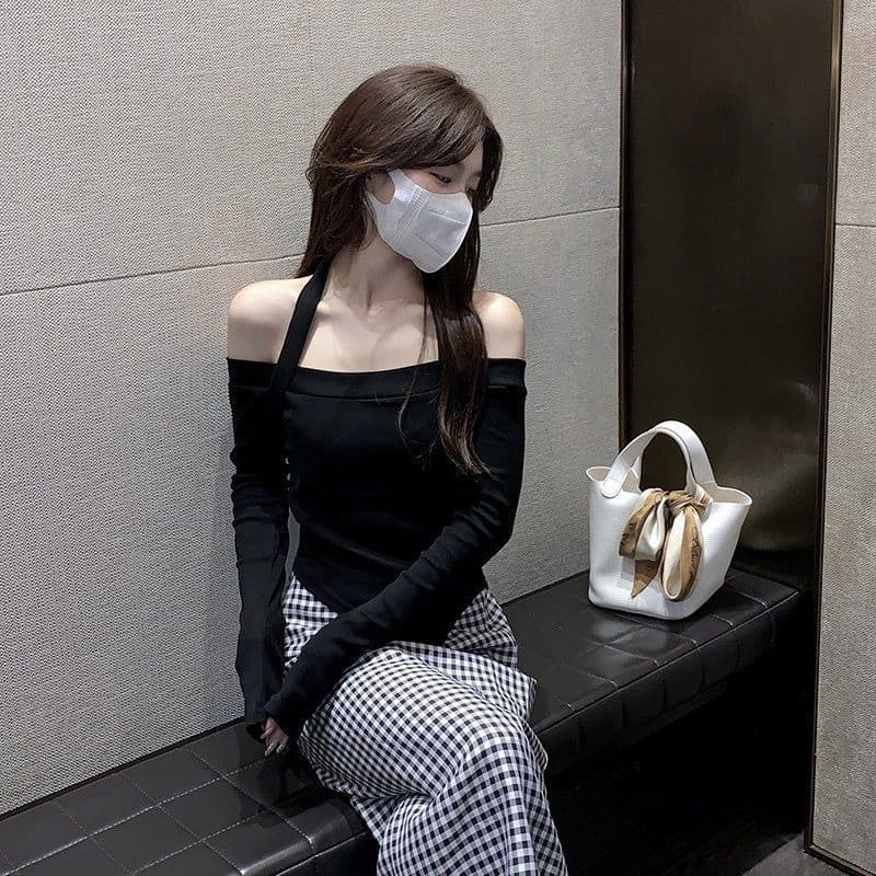 달콤한 핫걸 한 단어 새는 어깨 쇼트 스타일 맨위 여성 이른 가을 2026 새로운 ins 순수한 욕망 인사이드 가져 가라. 긴팔 기본 셔츠 상세 이미지 6