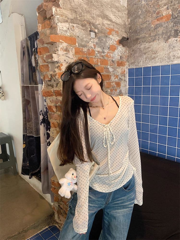 원본 원단 프랑스식 핫걸 도트 무늬 레이스업 V넥 긴팔 티셔츠 여성 이른 가을 인사이드 가져 가라. 몸매 가꾸기 아름다운 아름다운 맨위 상세 이미지 9