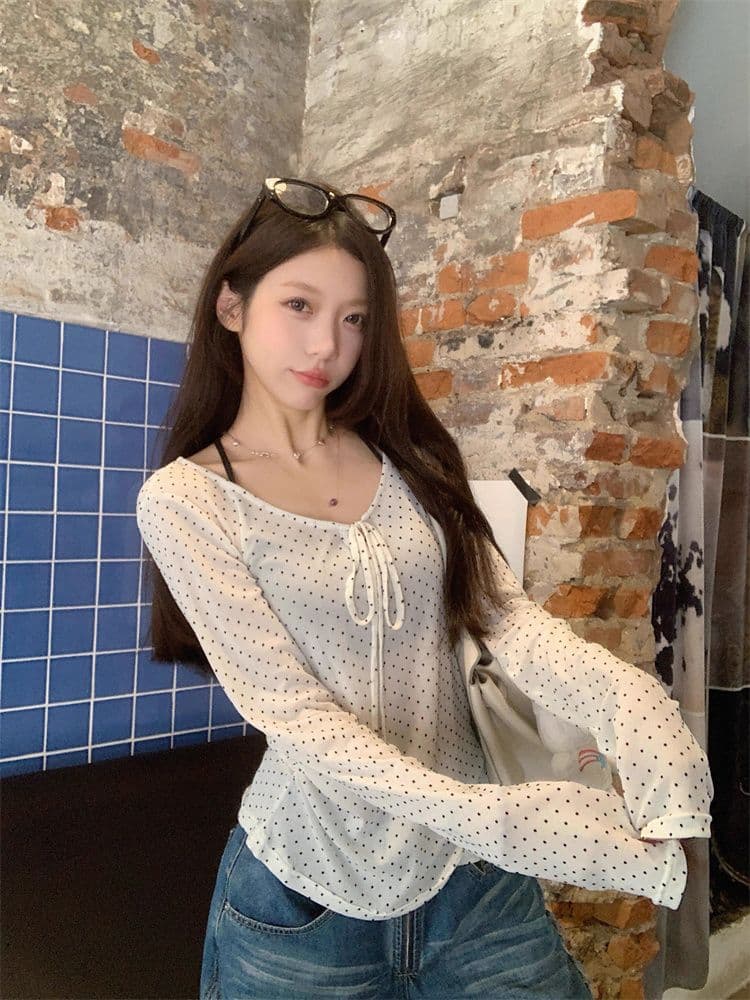 원본 원단 프랑스식 핫걸 도트 무늬 레이스업 V넥 긴팔 티셔츠 여성 이른 가을 인사이드 가져 가라. 몸매 가꾸기 아름다운 아름다운 맨위 상세 이미지 12