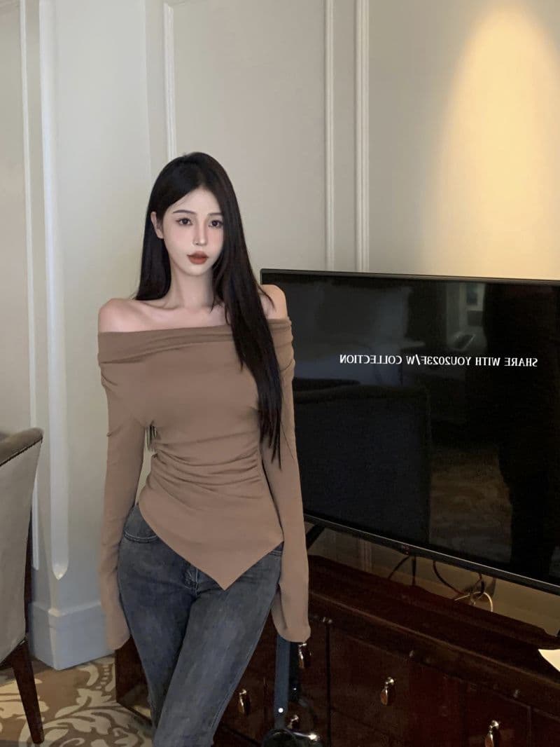 De 플러시 220 그램 오프숄더 기본 셔츠 가을 겨울 매운맛 표지 배 허리 수축 슬림해 보이는 불규칙 긴팔 맨위 상세 이미지 12