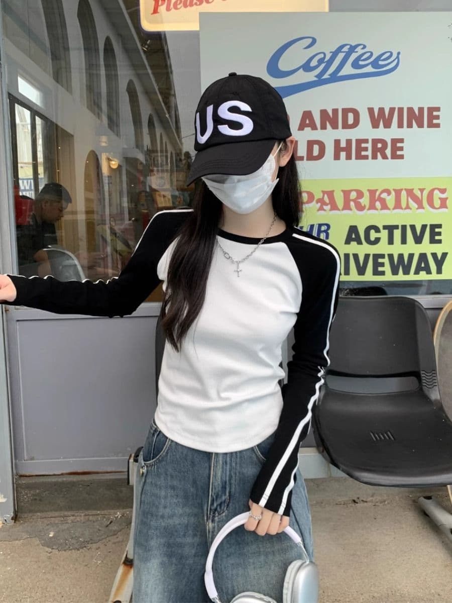 40 1 1 리브 면 레트로 삽입 어깨 티셔츠 여성 2026 가을 한국 스타일 핫걸 ins 긴팔 만나는 인사이드 가져 가라. 상세 이미지 3