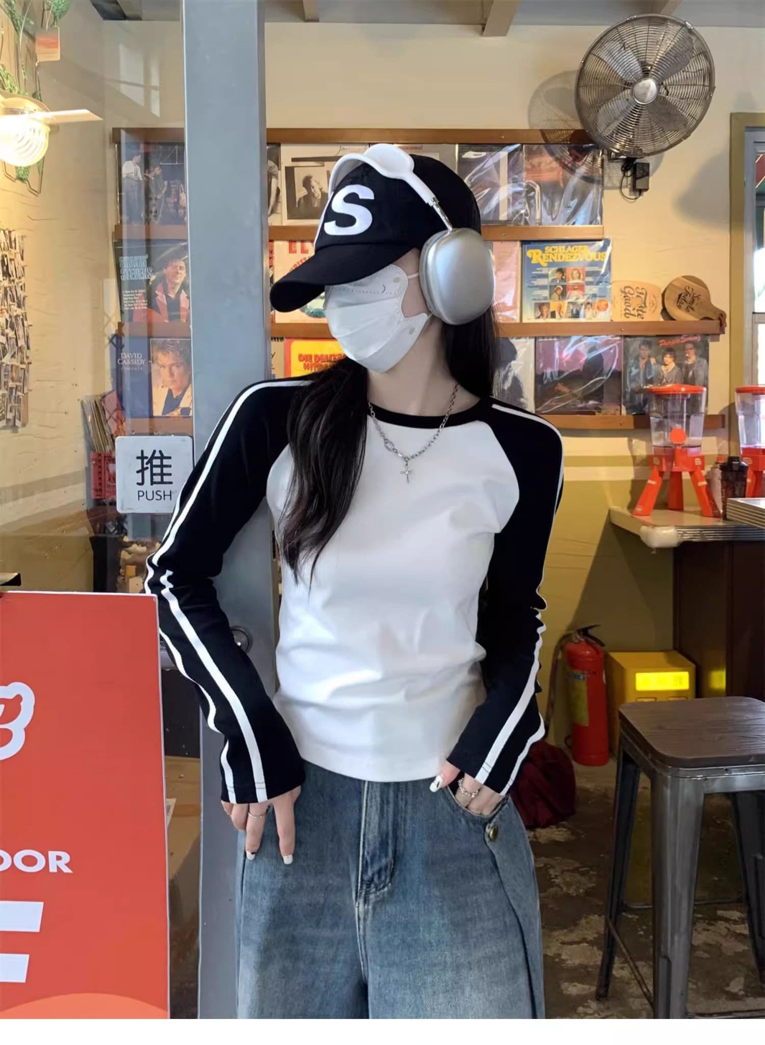 40 1 1 리브 면 레트로 삽입 어깨 티셔츠 여성 2026 가을 한국 스타일 핫걸 ins 긴팔 만나는 인사이드 가져 가라. 상세 이미지 17
