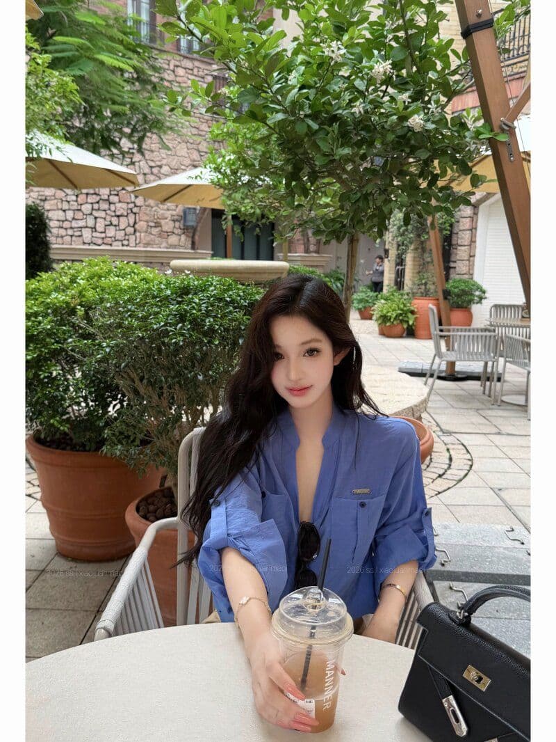 원본 원단 파란색 스탠드 칼라 루즈핏 긴팔 여성 셔츠 가을 V넥 여성 셔츠 조기 가을 셔츠 상세 이미지 3