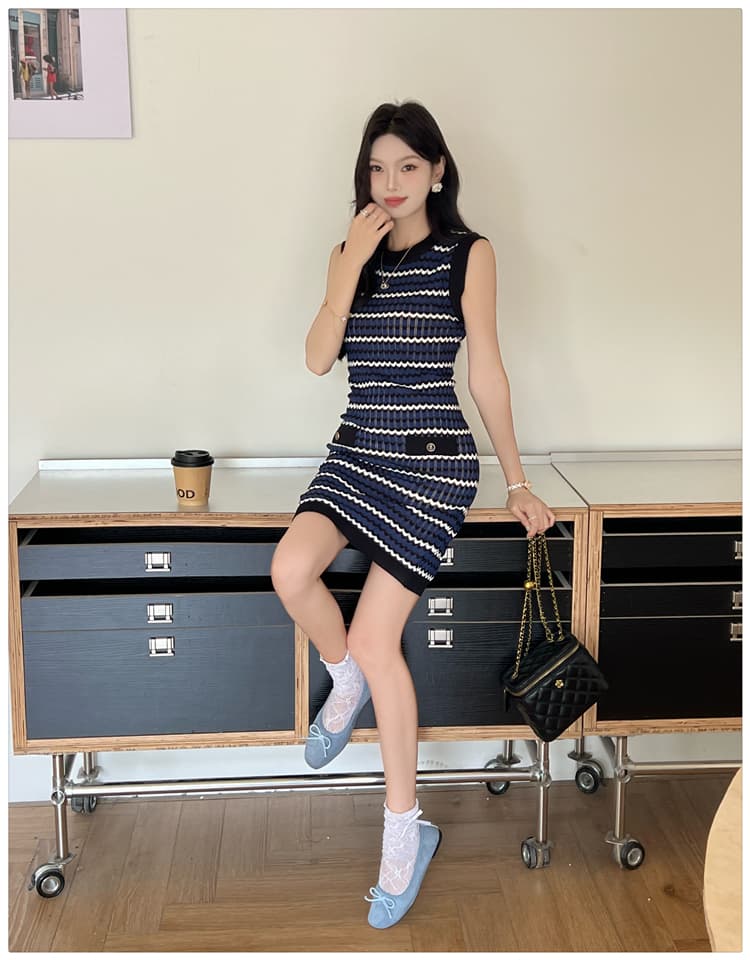 한 부서 배색 스트라이프 민소매 니트 드레스 여름 작은 키 슬림해 보이는 조끼 스커트 짧은 치마 상세 이미지 13