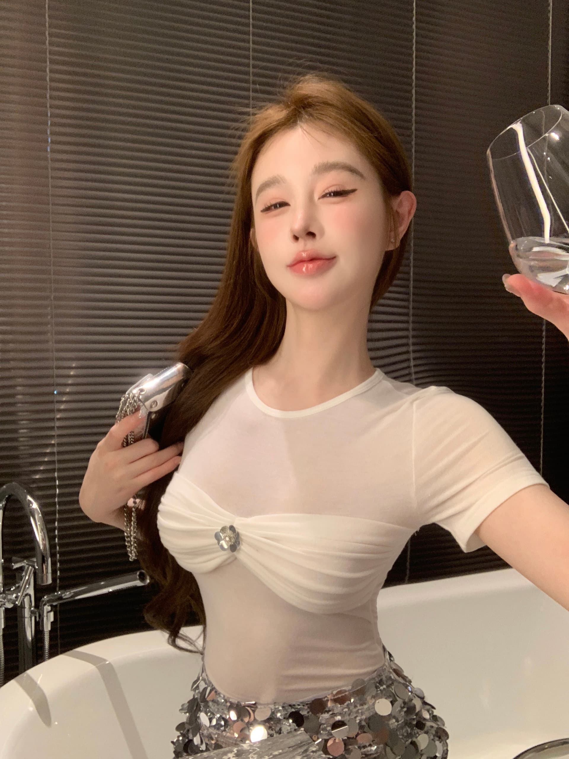 실사 정가 순수한 욕망 주름 라운드 넥 반팔 티셔츠 여성 디자인 센스 작은 대중 몸매 가꾸기 슬림해 보이는 맨위 상세 이미지 8