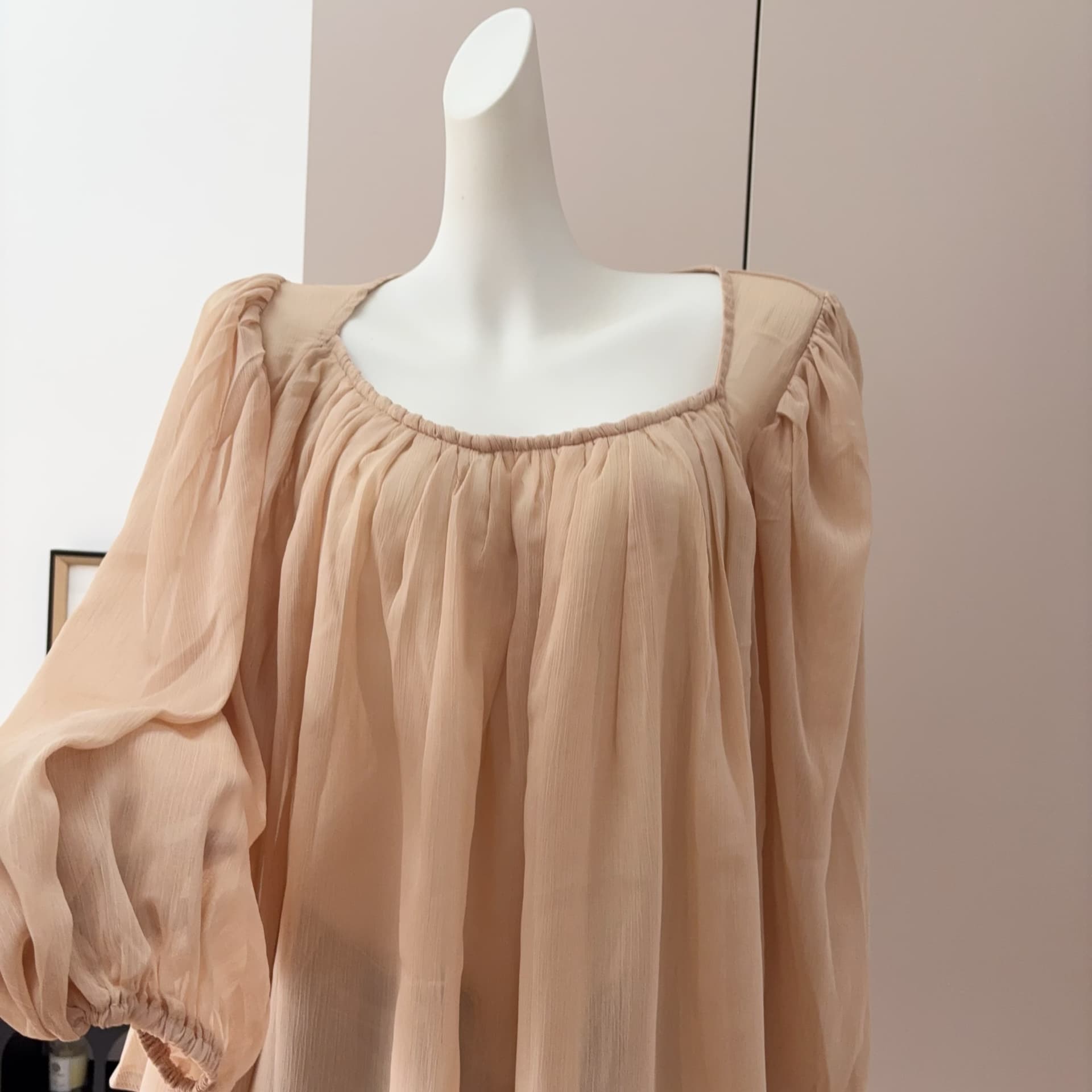 프랑스식 벌룬 소매 시폰 셔츠 여성 봄 여름 와이드 밑단 핀치 Pleat 마이크로 ~을 통해 패키지 어깨 셔츠 상세 이미지 4