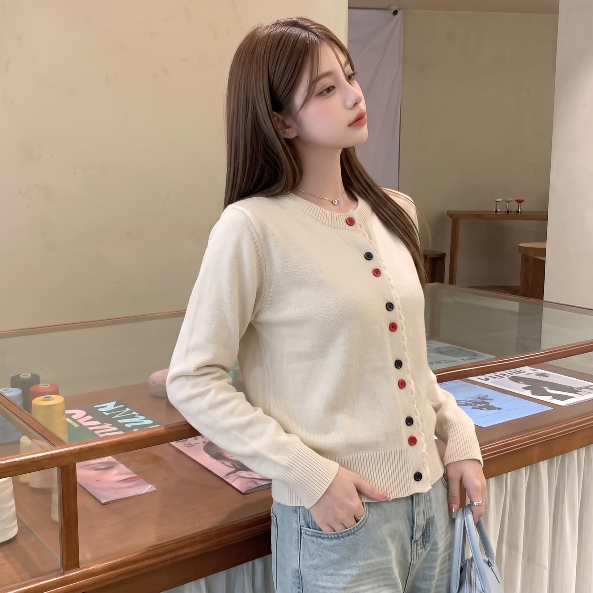 자매 바람 실사 새로운 여성 색상 버클 니트 오픈 가디건 라운드 넥 외부 잡아라. 의류 외국 가스 재킷 이미지 5