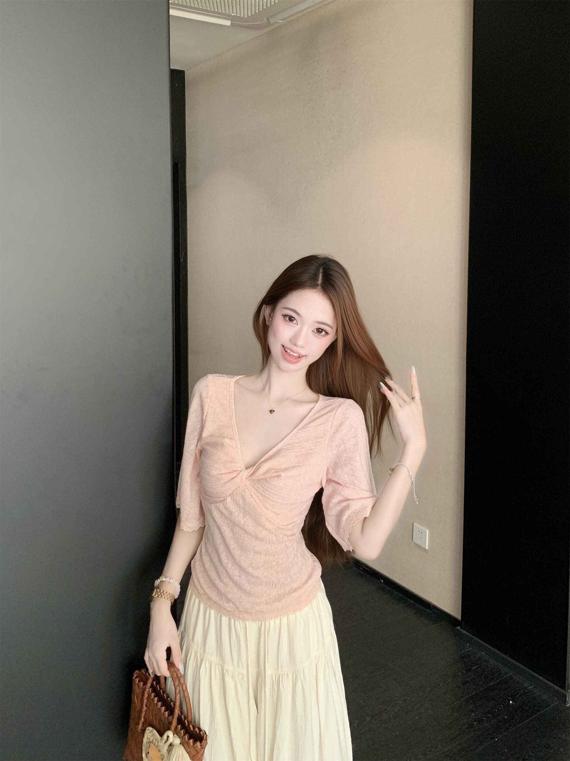 실사 정가 여름 순수한 욕망 부드러운 레이스 측면 V넥 매듭 니트 스웨터 중간 소매 몸매 가꾸기 맨위 상세 이미지 16