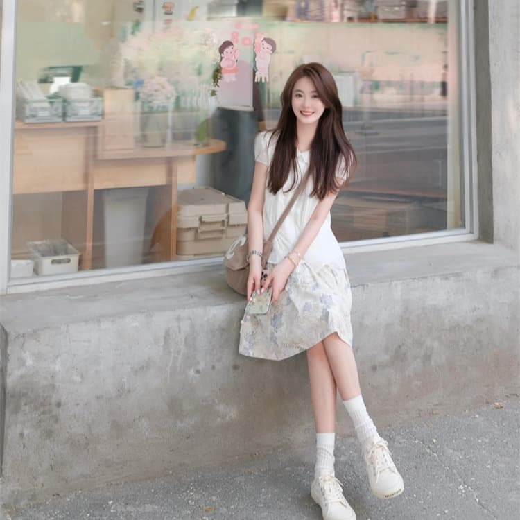 작은 흰색 꽃 주간 실크 베이비 칼라 꽃무늬 인형 셔츠 맨위 흰 셔츠 이미지 4