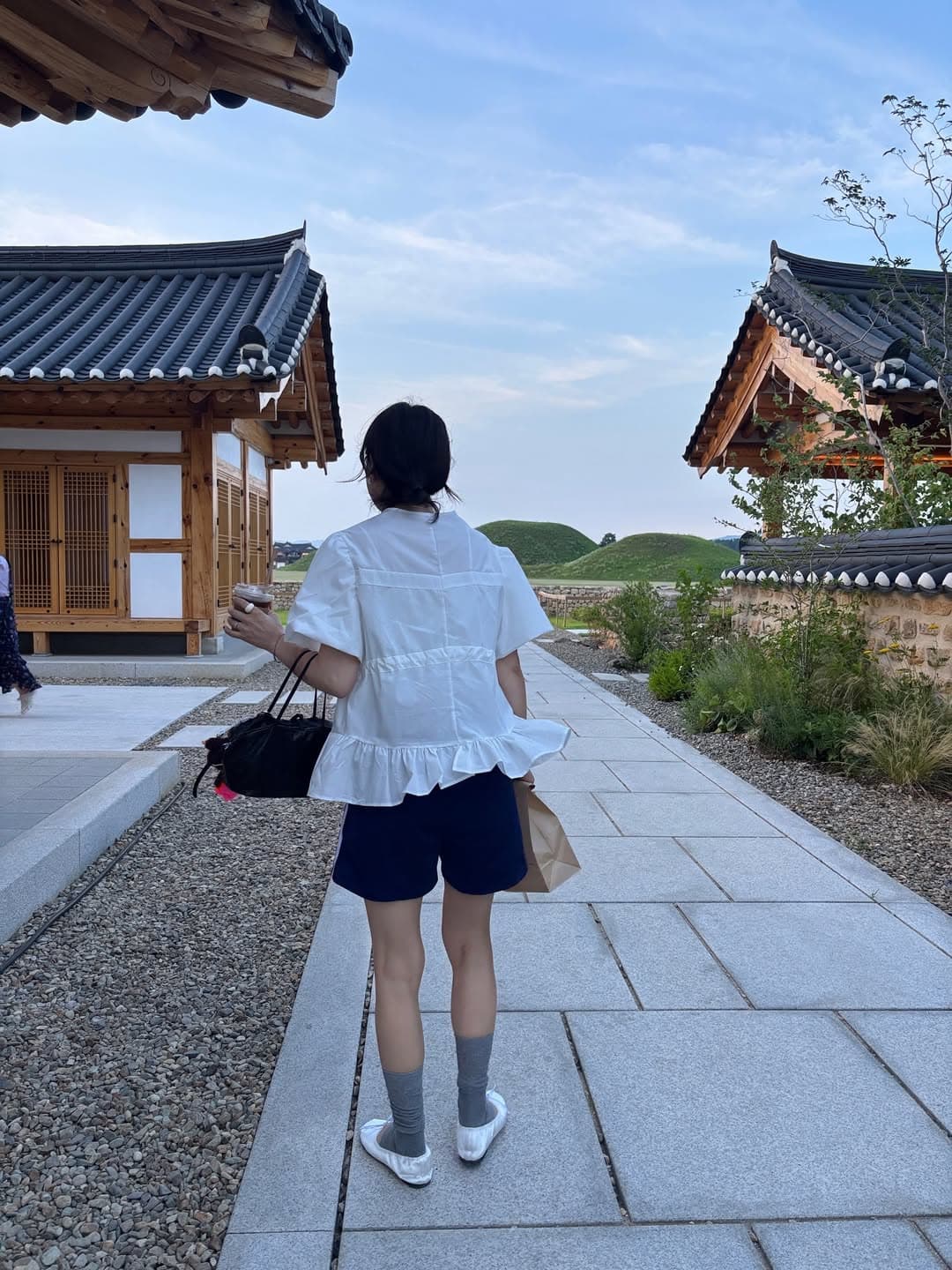 있음 선적 다용도 작은 대중 패션 랜턴 거품 소매 연령 감소 슬림해 보이는 셔츠 상세 이미지 8