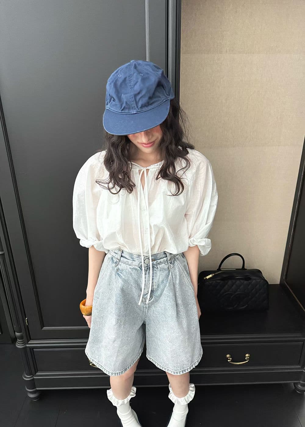 있음 선적 chic 다용도 작은 대중 패션 라운드 넥 셔츠 이미지 4