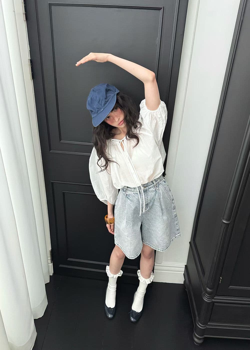 있음 선적 chic 다용도 작은 대중 패션 라운드 넥 셔츠 상세 이미지 2