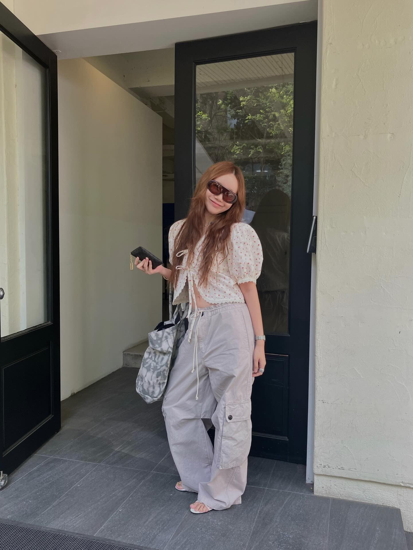 있음 선적 chic 다용도 작은 대중 패션 꽃무늬 셔츠 상세 이미지 23