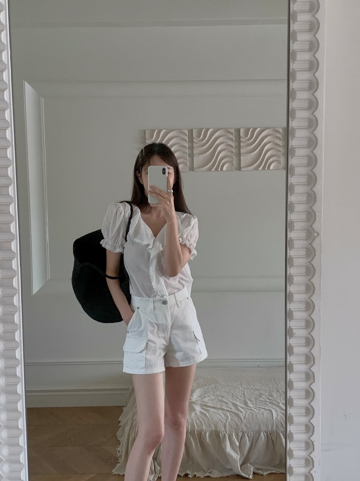 한 부서 폴로 칼라 프릴 싱글 줄 버튼 맨위 상세 이미지 4