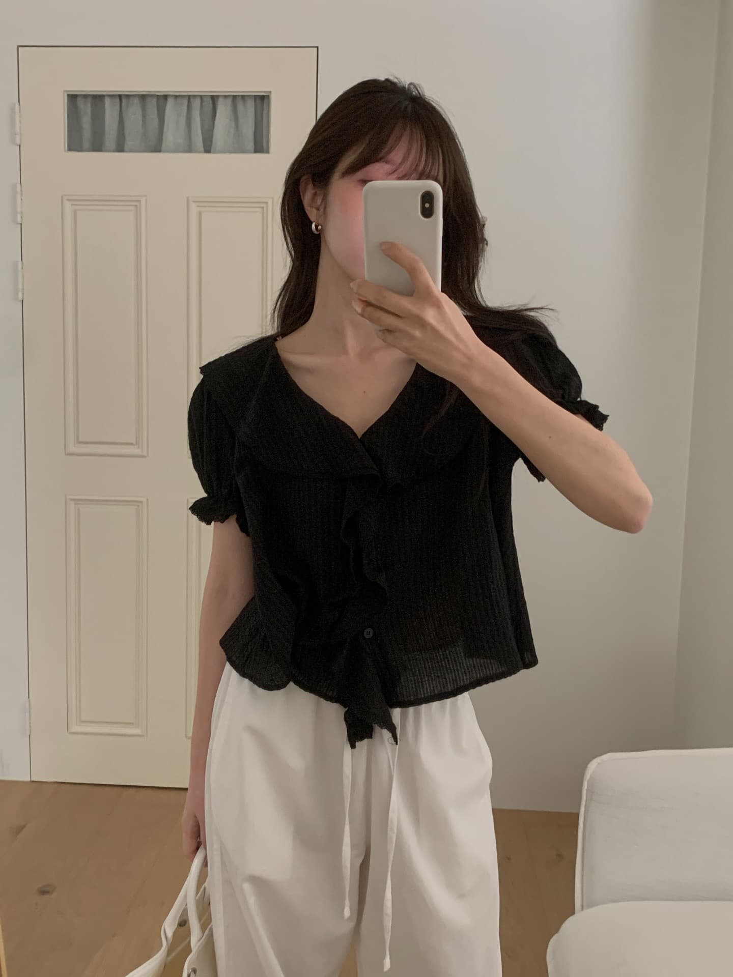 한 부서 폴로 칼라 프릴 싱글 줄 버튼 맨위 상세 이미지 16