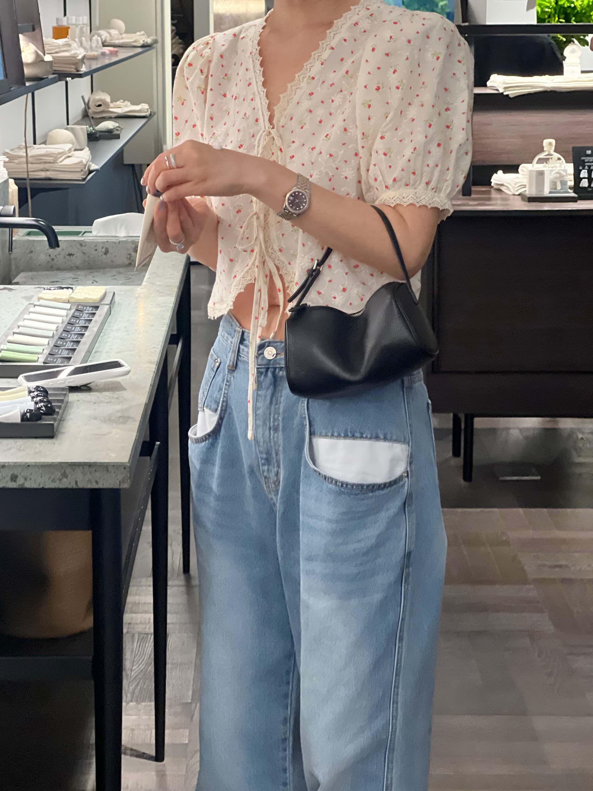 있음 선적 chic 다용도 작은 대중 패션 꽃무늬 셔츠 상세 이미지 4