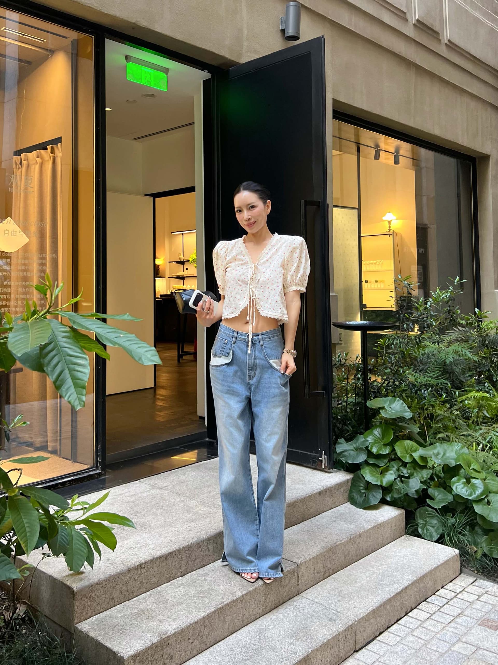 있음 선적 chic 다용도 작은 대중 패션 꽃무늬 셔츠 상세 이미지 9