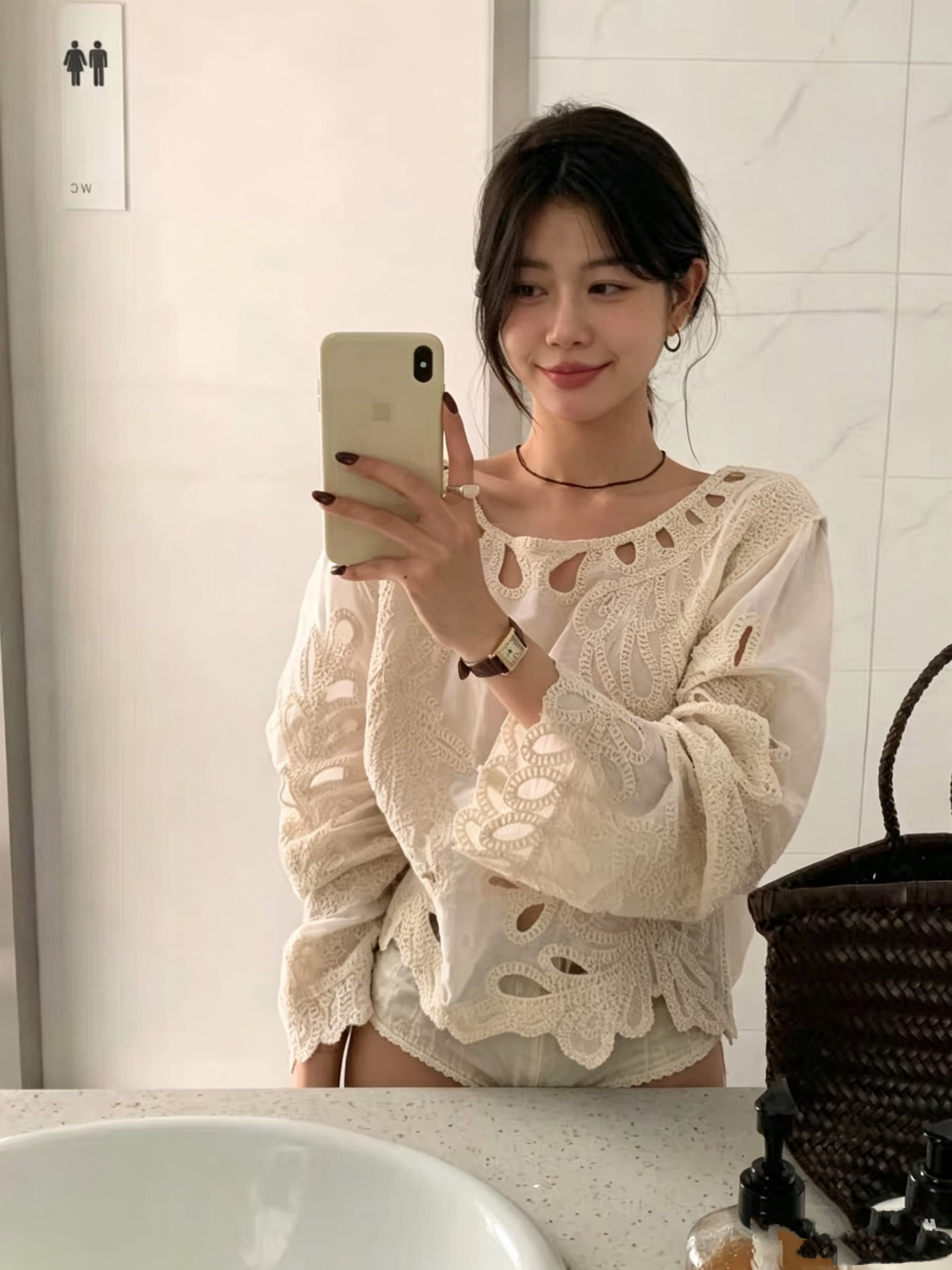있음 선적 다용도 작은 대중 패션 홀로우 아웃 셔츠 이미지 2