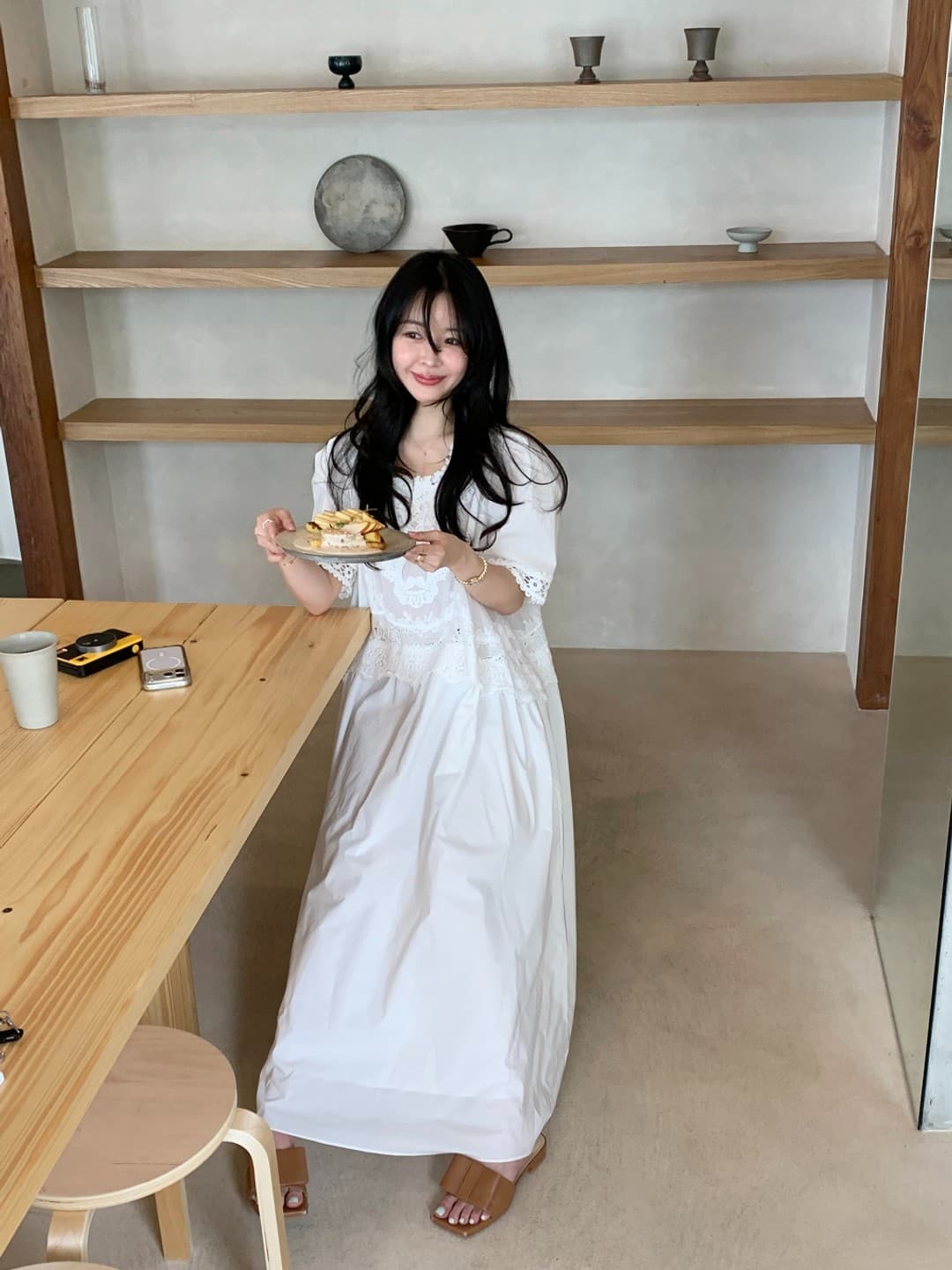 한 부서 미니멀리즘 자수 물결무늬 측면 반팔 큰 진자 드레스 상세 이미지 27