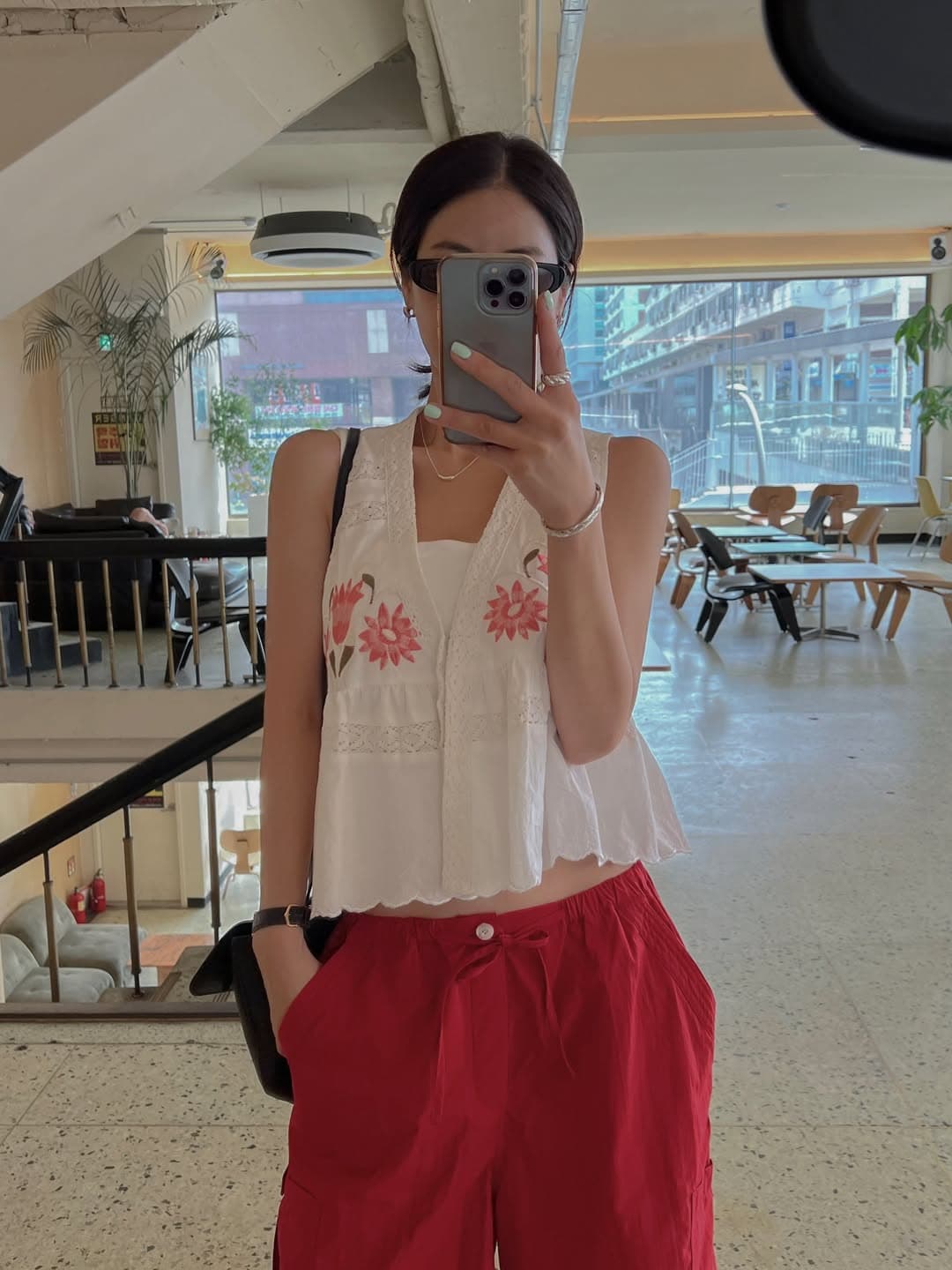 한 부서 동대문 자수 패치워크 레이스 물결무늬 측면 조끼 맨위