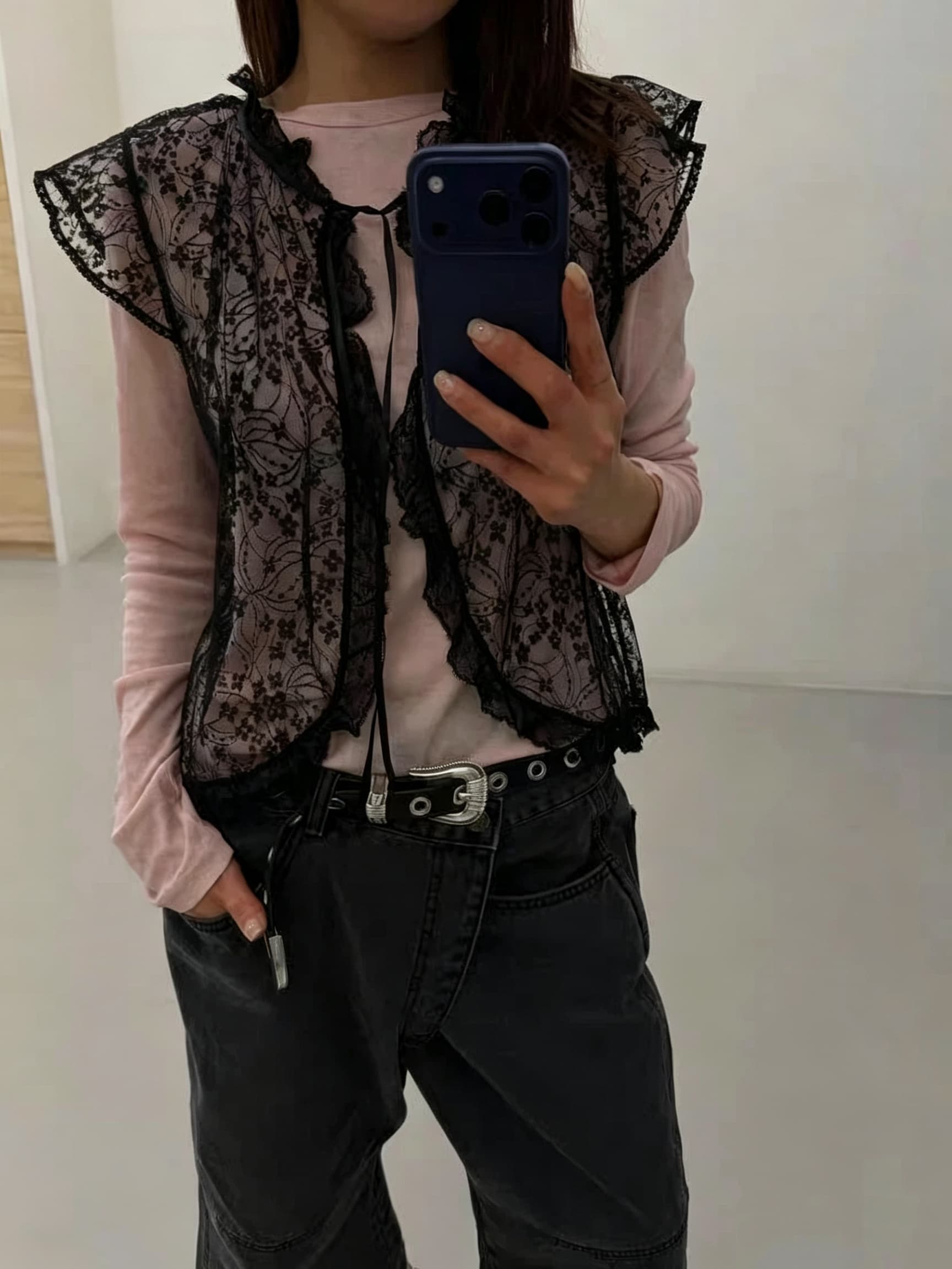 있음 선적 chic 다용도 작은 대중 패션 레이스 홀로우 아웃 셔츠 상세 이미지 14