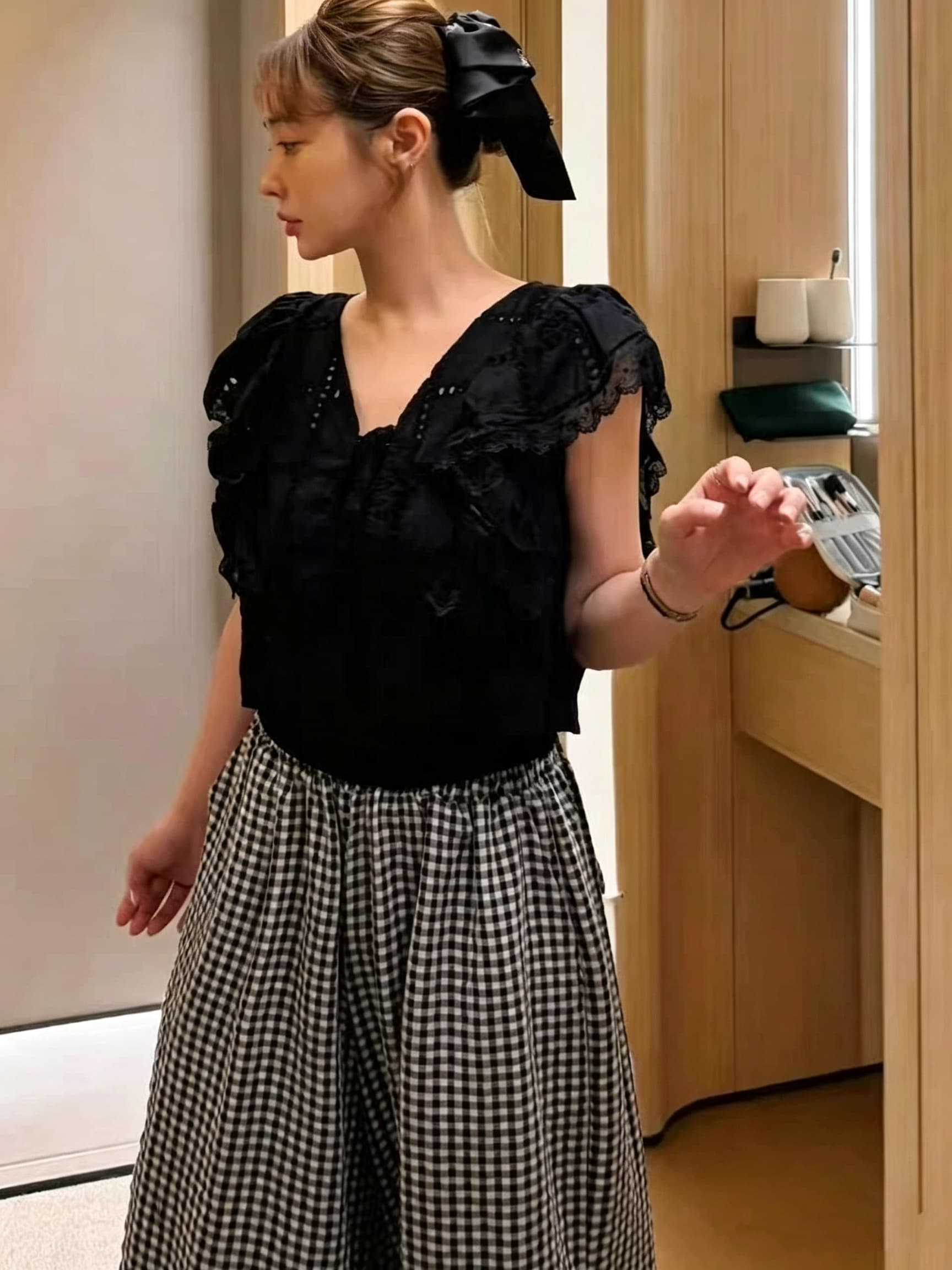 있음 선적 다용도 작은 대중 패션 홀로우 아웃 자수 셔츠 상세 이미지 2