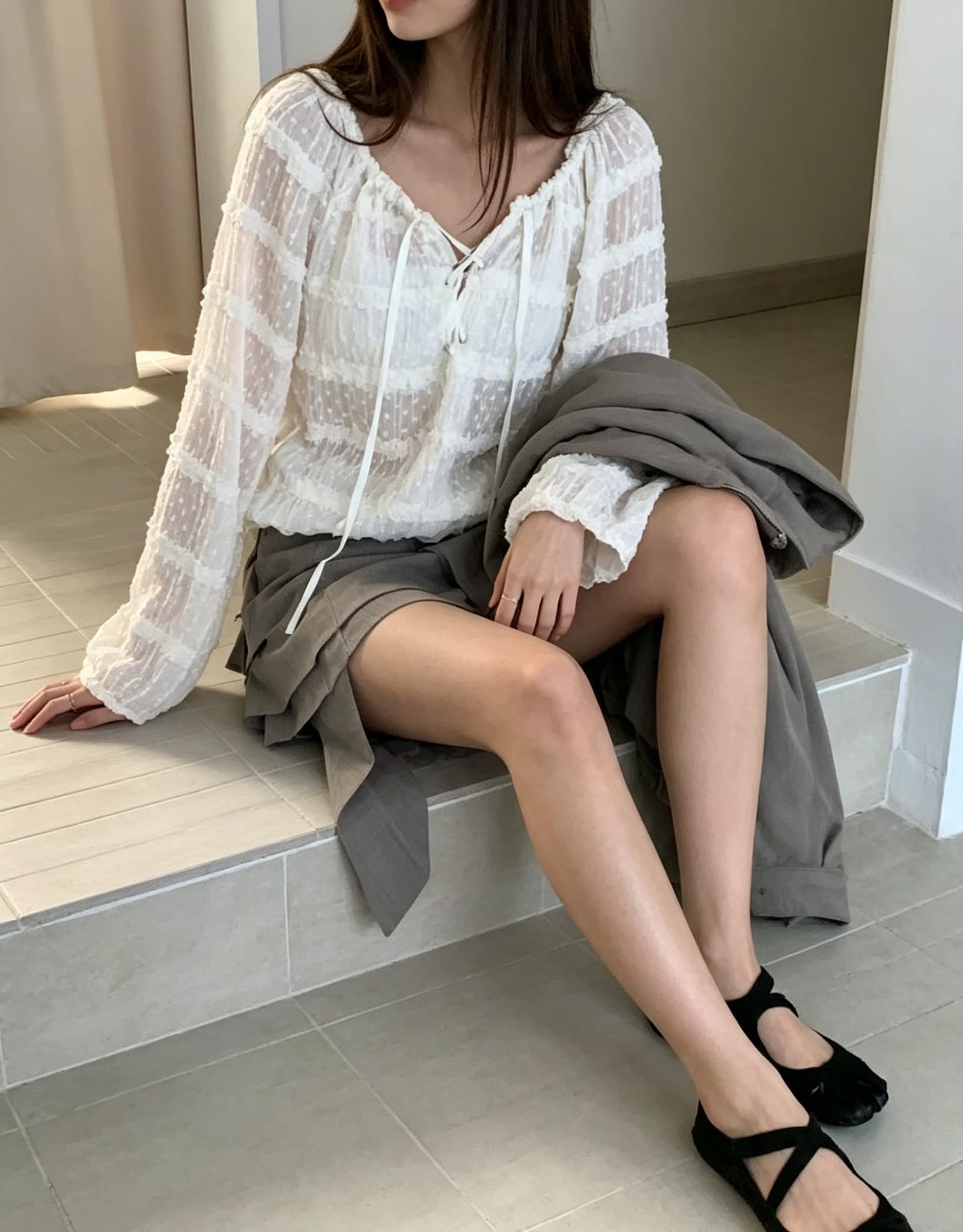 있음 선적 한 부서 다용도 반 개방 칼라 레이스업 공예 프릴 쉬폰 긴팔 맨위 상세 이미지 5