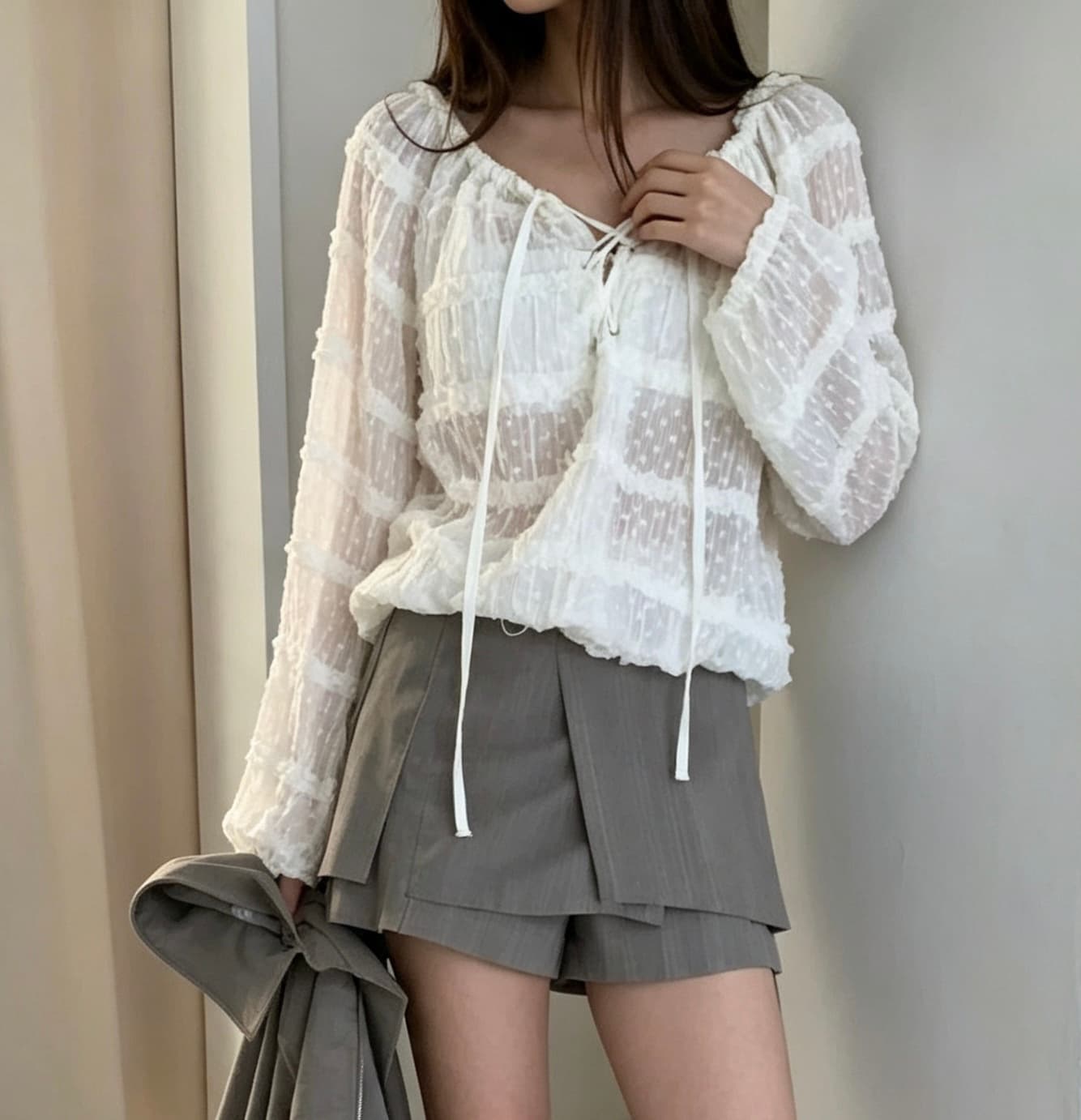 있음 선적 한 부서 다용도 반 개방 칼라 레이스업 공예 프릴 쉬폰 긴팔 맨위 이미지 2