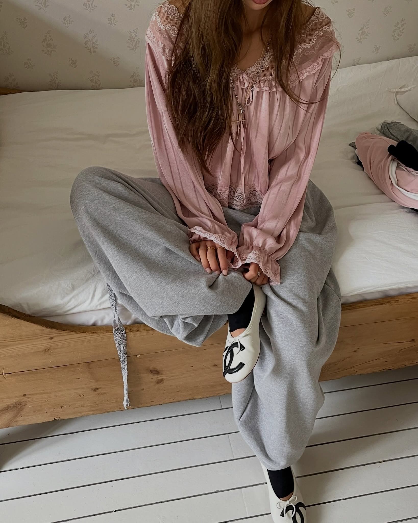 있음 선적 한 부서 ins 다용도 작은 대중 패션 레이스 레이스 칼라 스트라이프 새틴 셔츠 이미지 3