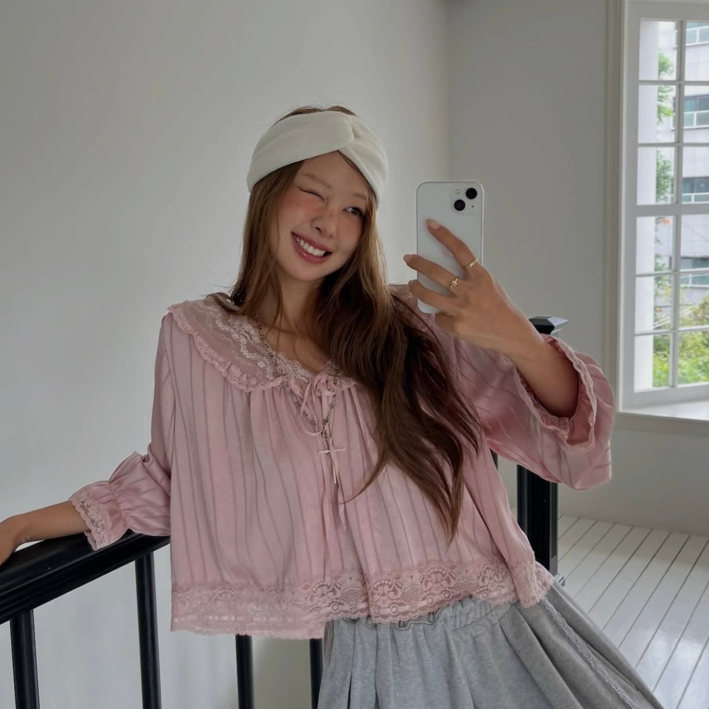 있음 선적 한 부서 ins 다용도 작은 대중 패션 레이스 레이스 칼라 스트라이프 새틴 셔츠