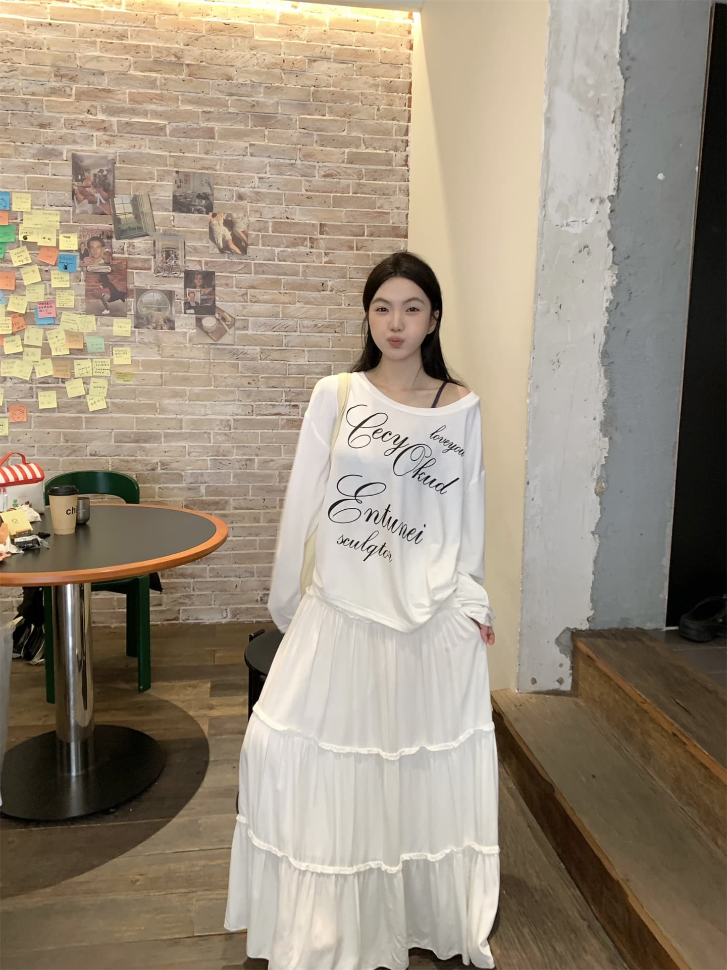 실사 정가 이른 가을 비스듬한 어깨 스트랩 자외선 차단 블라우스 알파벳 프린트 긴팔 얇은 스타일 티셔츠 맨위 상세 이미지 3