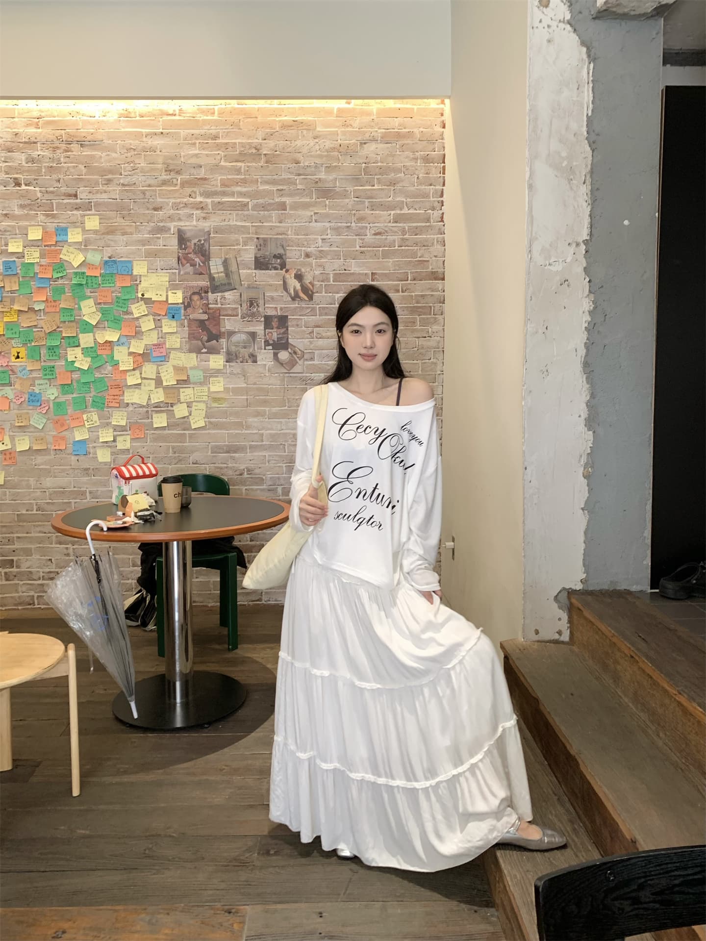 실사 정가 이른 가을 비스듬한 어깨 스트랩 자외선 차단 블라우스 알파벳 프린트 긴팔 얇은 스타일 티셔츠 맨위 상세 이미지 8