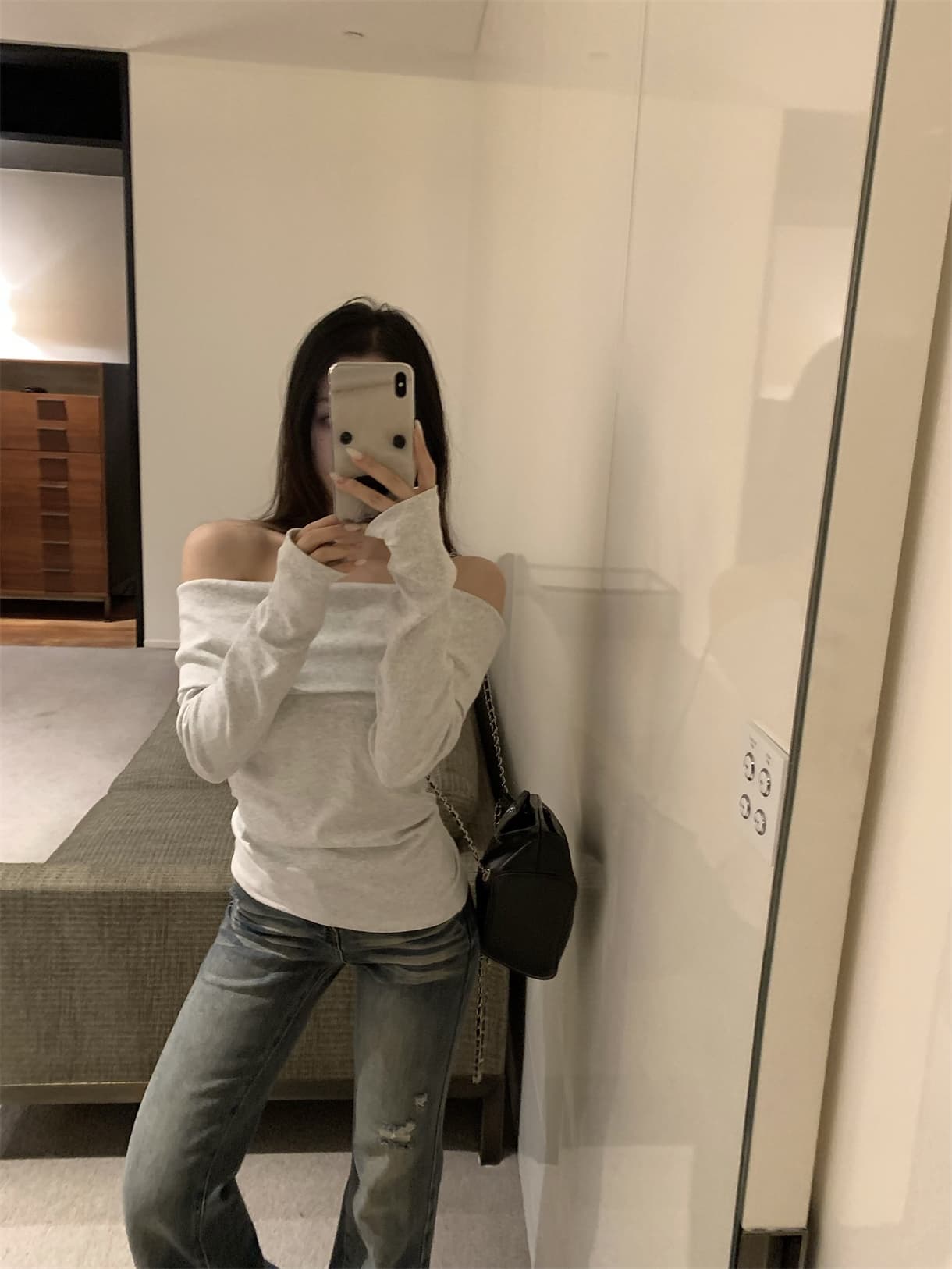 실사 정가 봄 순수한 욕망 핫걸 화이트 회색 오프숄더 긴팔 맨위 오프숄더 티셔츠 상세 이미지 5