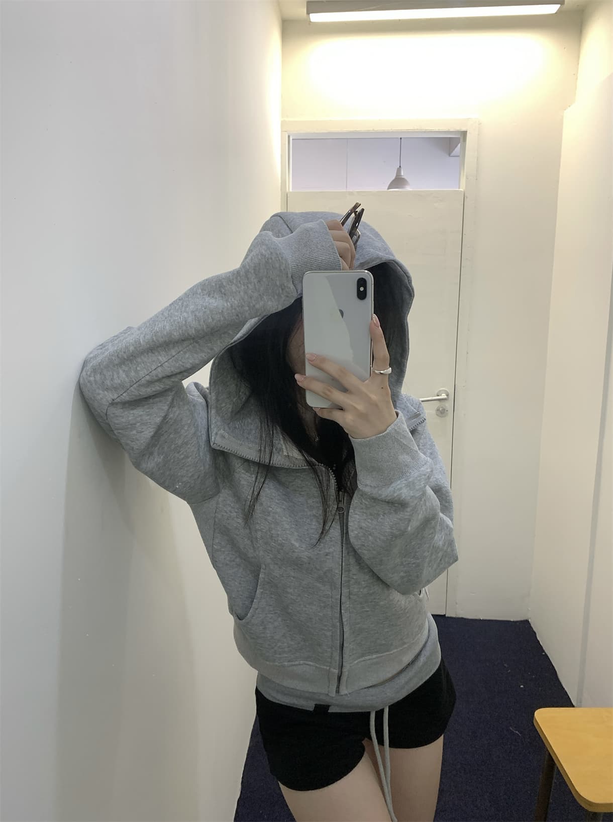 실사 정가 아메리칸 느긋한 회색 쇼트 스타일 후드 티 스웨터 몸매 가꾸기 슬림해 보이는 긴팔 지퍼 재킷 상세 이미지 5