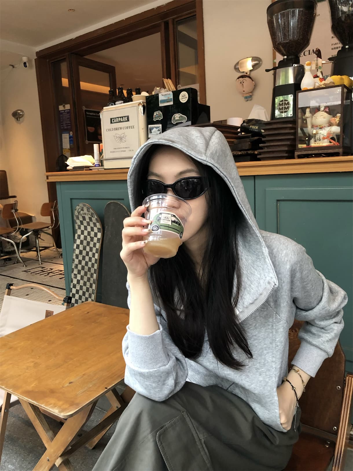 실사 정가 아메리칸 느긋한 회색 쇼트 스타일 후드 티 스웨터 몸매 가꾸기 슬림해 보이는 긴팔 지퍼 재킷 상세 이미지 11