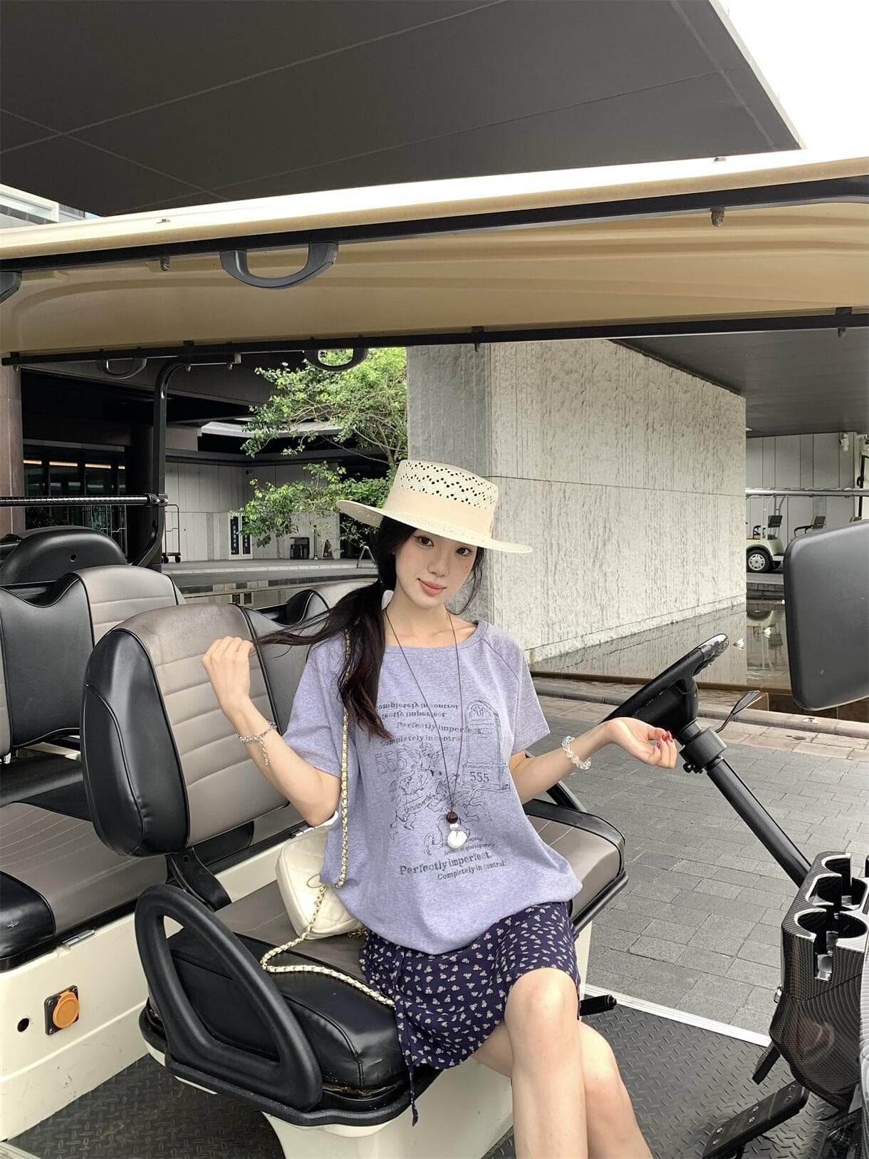 실사 정가 아메리칸 느긋한 알파벳 비스듬한 어깨 루즈핏 티셔츠 반팔 오프숄더 맨위 상세 이미지 10