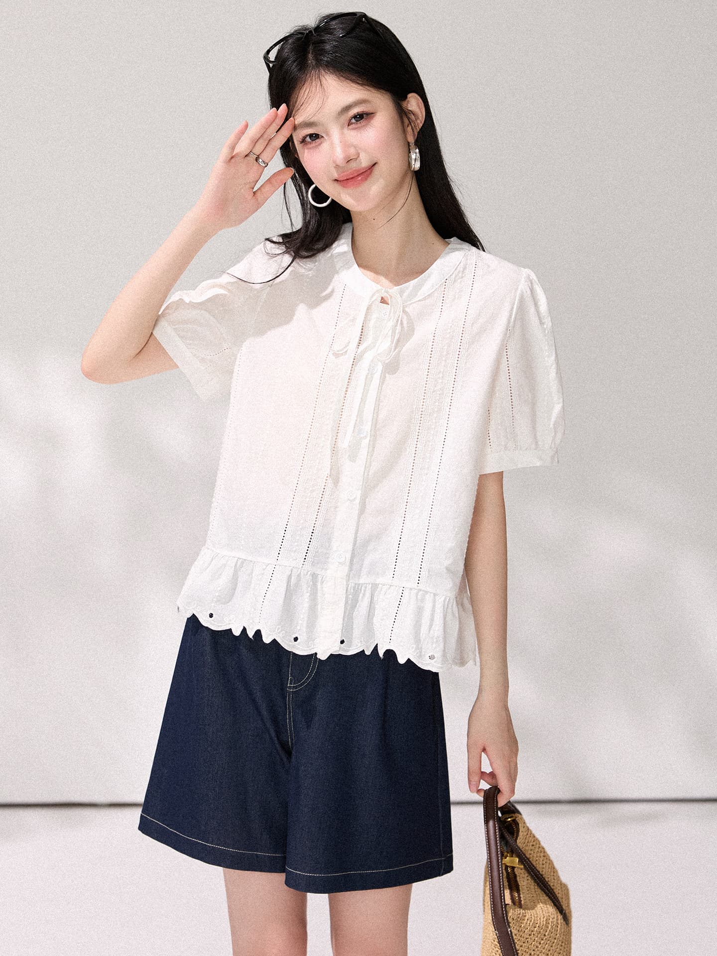 있음 선적 한 부서 부드러운 바람 화이트 레이스 업 셔츠 여름 거품 소매 루즈핏 프릴 슬림해 보이는 반팔 맨위 이미지 2