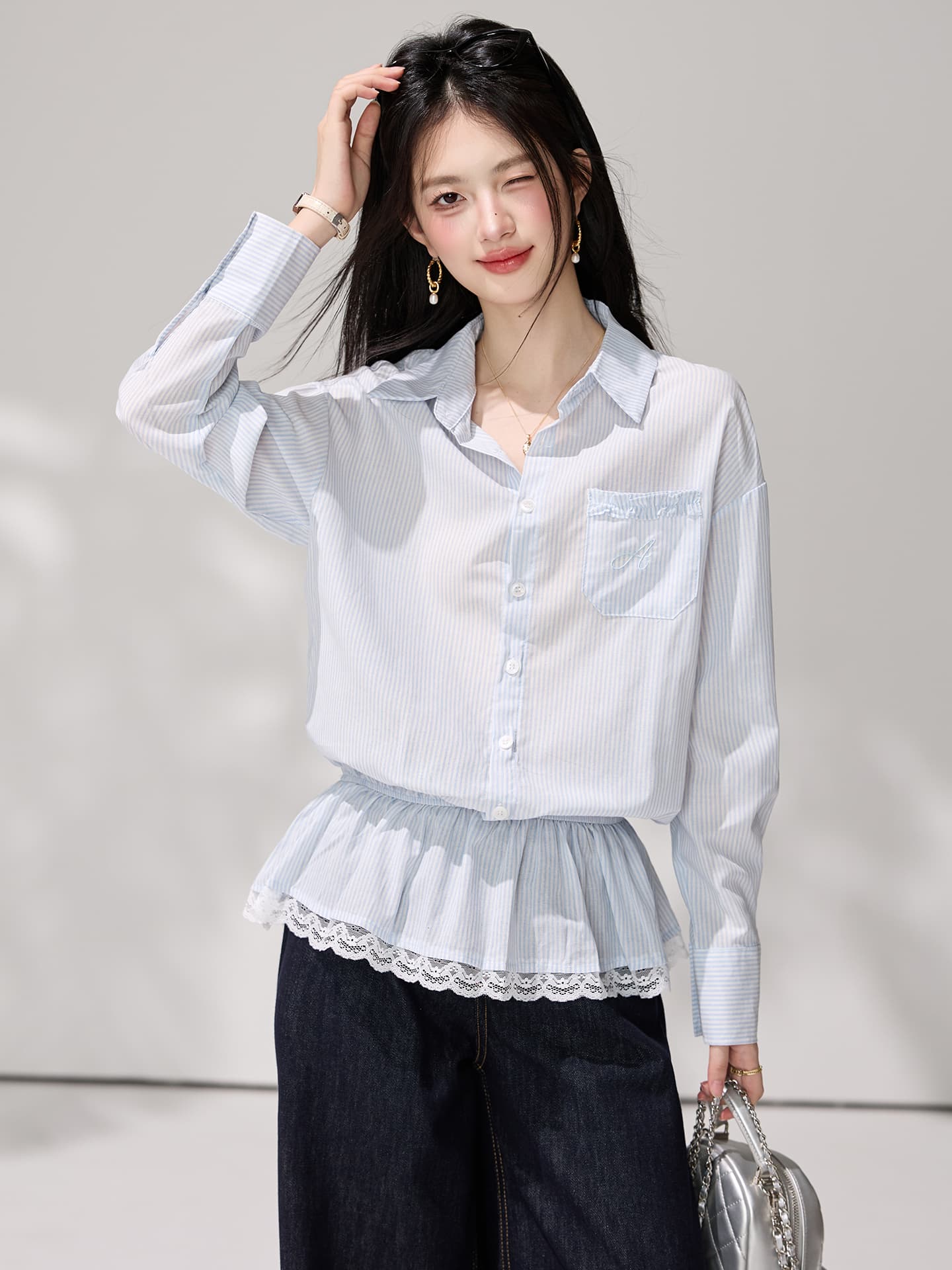 있음 선적 프랑스식 레이스 레이스 폴로 칼라 긴팔 셔츠 2026 가을 새로운 셔츠 루즈핏 허리 수축 치마 맨위 이미지 3