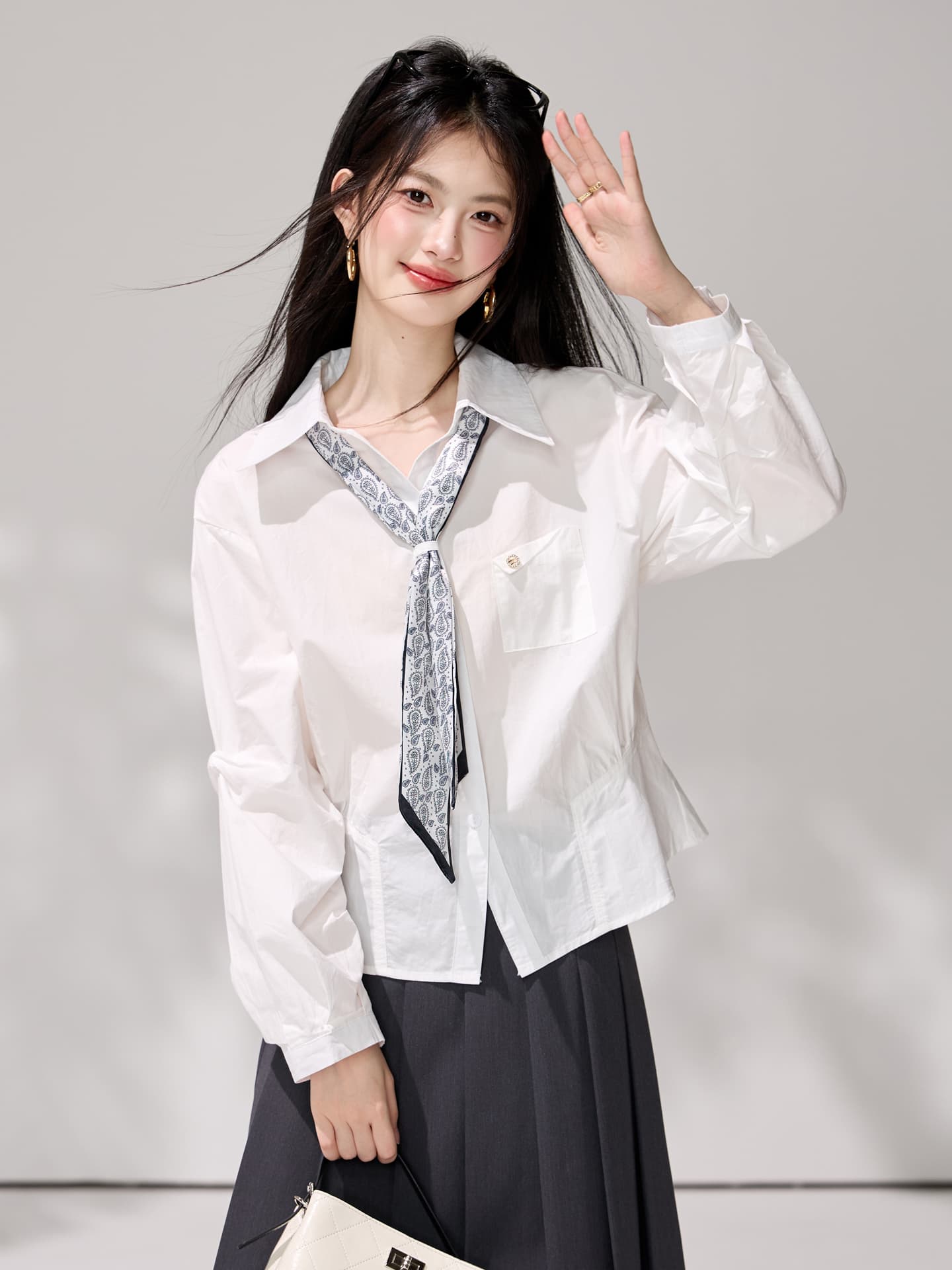 있음 선적 2026 가을 새로운 고급 센스 스카프 리본 셔츠 여성 출퇴근 품격 다용도 셔츠 맨위