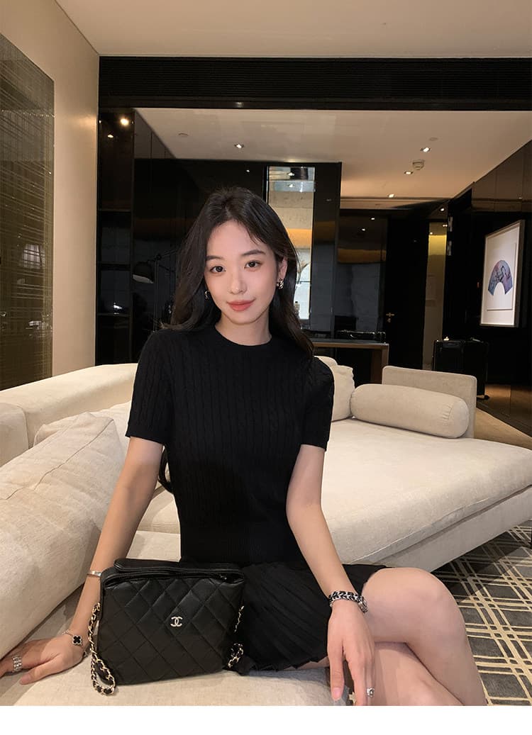 mulvan 다용도 이야기 면 100% 꽈배기 쇼트 스타일 맨위 여성 클래식 라운드 넥 몸매 가꾸기 반팔 얇은 니트 스웨터 상세 이미지 27