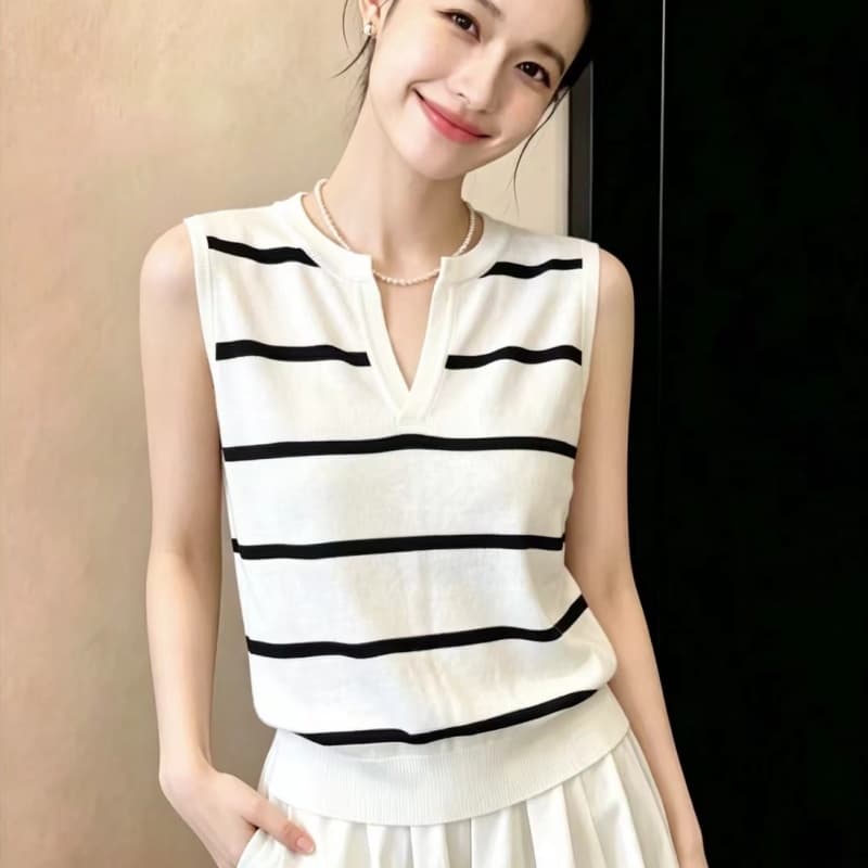 느긋한 바람 배색 스트라이프 V넥 반팔 니트 스웨터 여성 여름 새로운 슈퍼 잘 생긴 출퇴근 작은 대중 루즈핏 맨위 이미지 3