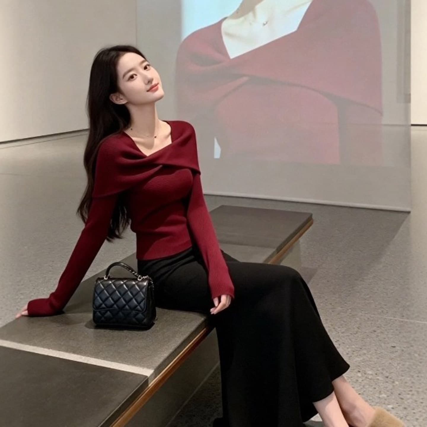 로얄 자매 고유 한 아름다운 빨간색 오프숄더 몸매 가꾸기 슬림해 보이는 니트 스웨터 작은 대중 그레이트 봐 의류 2026 가을 상세 이미지 2