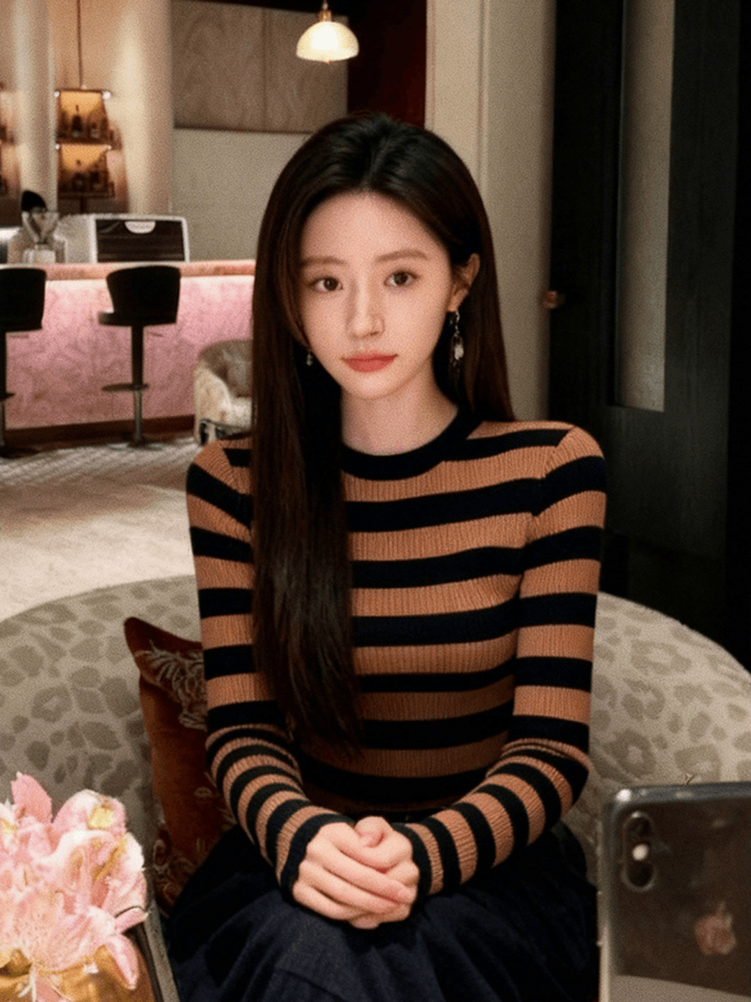 고유 한 몸매 가꾸기 인사이드 가져 가라. 기본 셔츠 다용도 출퇴근 스트라이프 슬림해 보이는 맨위 고급 센스 니트 스웨터 2026 가을 여성 상세 이미지 1