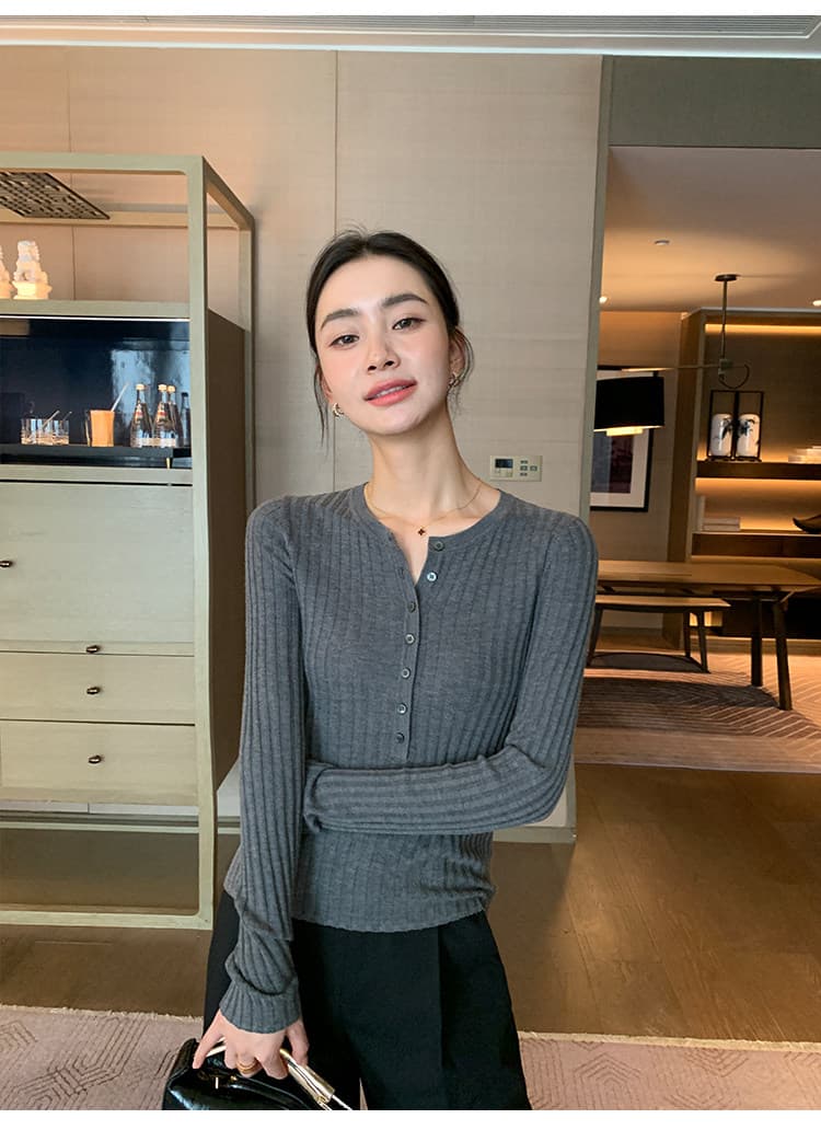 maven lin 밝은 노란색 색상 즐기십시오 이익 칼라 몸매 가꾸기 슬림해 보이는 니트 스웨터 여성 봄 가을 얇은 스타일 조개 버클 스택 착용 맨위 이미지 2