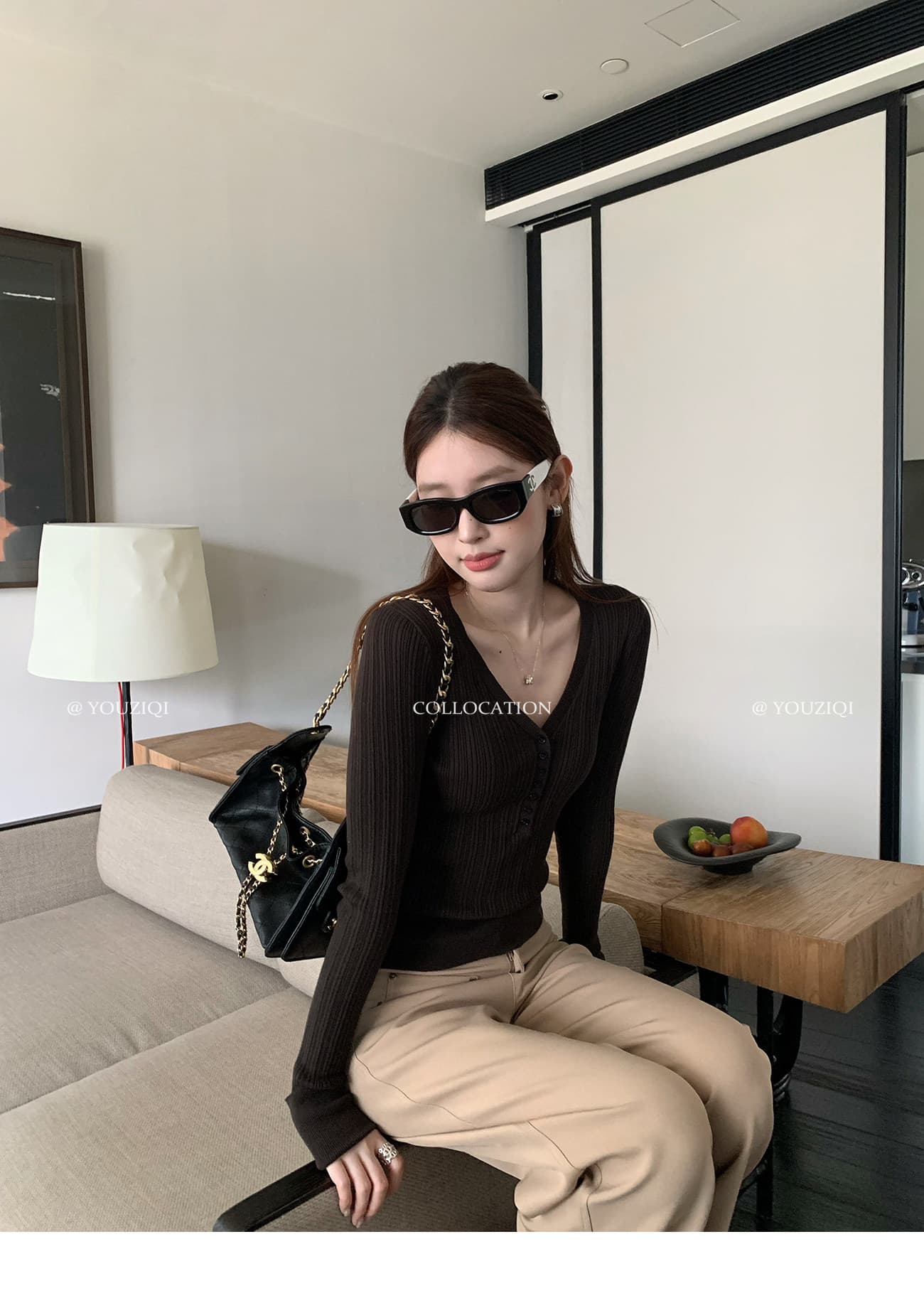 자몽 제나라 매매 모카 커피 색상 V넥 니트 스웨터 여성 가을 몸매 가꾸기 헨리 셔츠 기본 셔츠 맨위 상세 이미지 6
