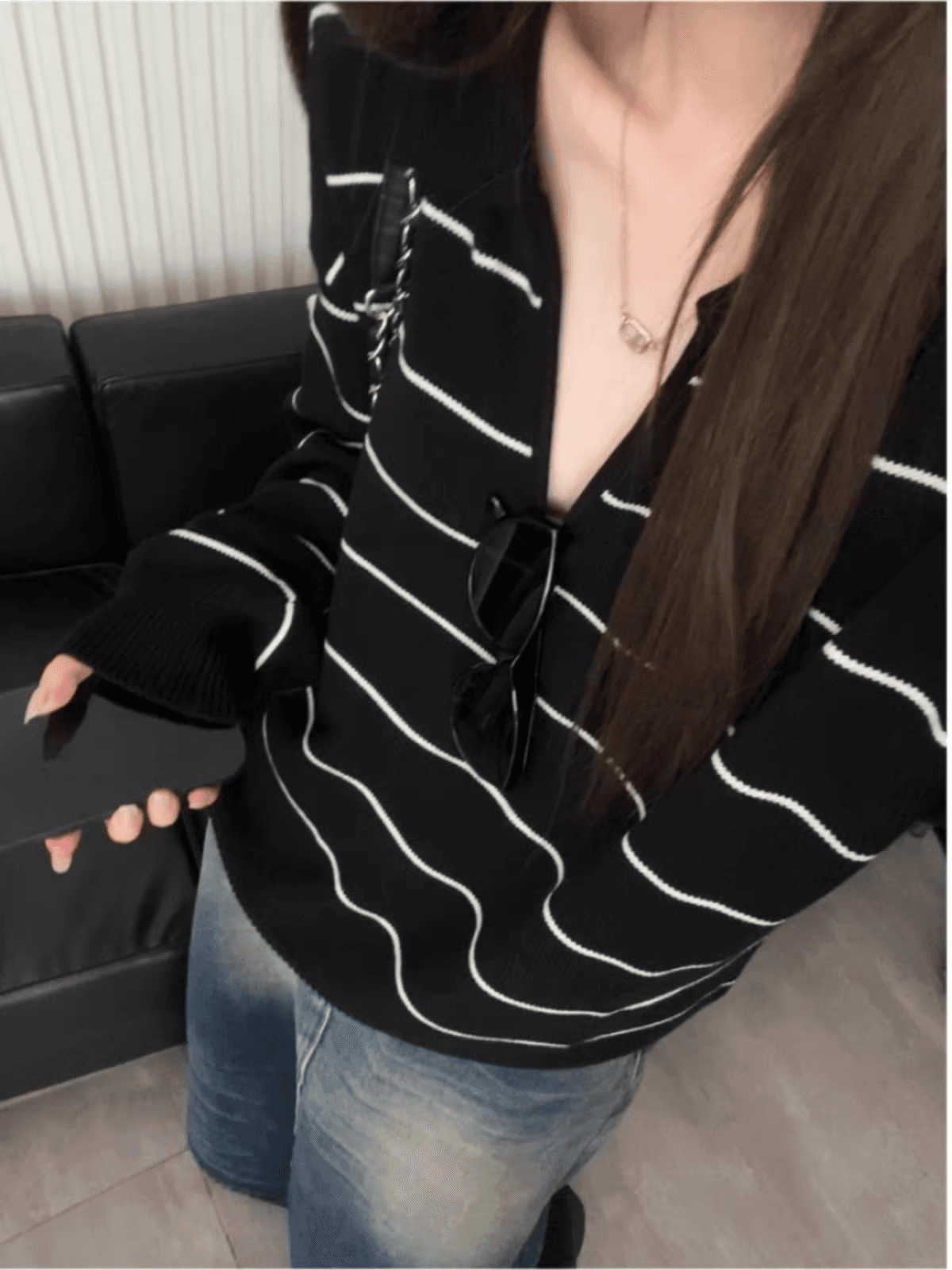 한 부서 부드러운 찹쌀 레트로 느긋한 바람 POLO 칼라 스트라이프 니트 스웨터 여성 2026 이른 가을 루즈핏 다용도 V넥 스웨터 상세 이미지 4