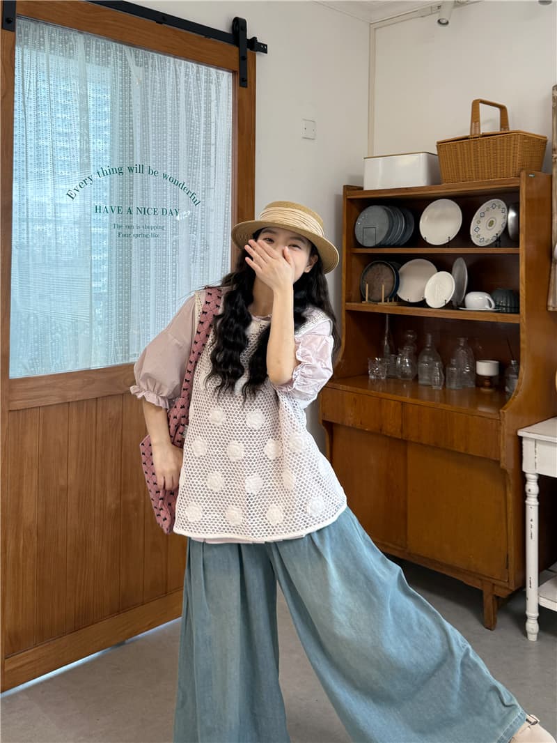 실사 베스트 셔츠 청바지 이미지 4
