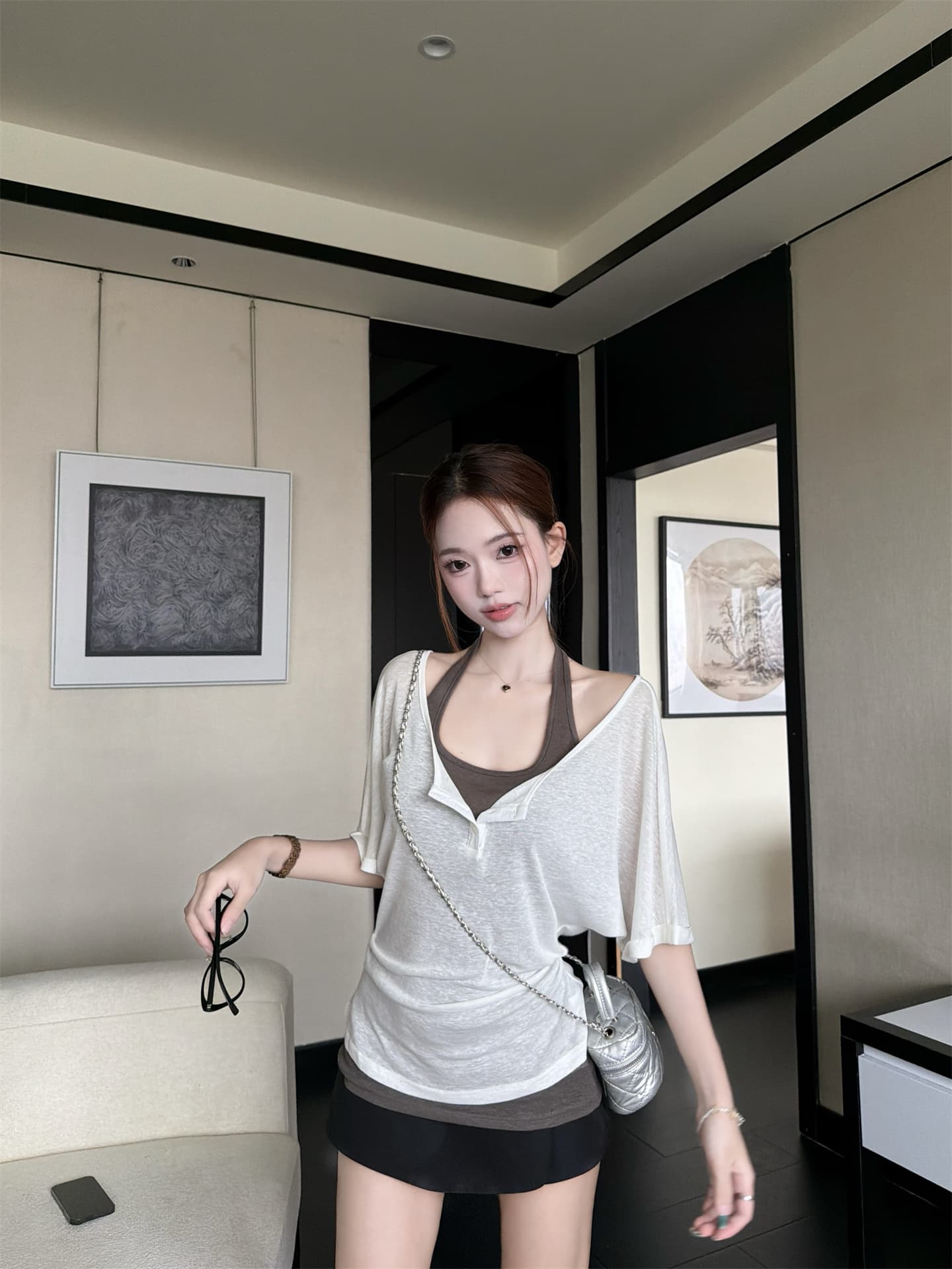 실사 한 부서 느긋한 바람 행침 목 투피스 조끼 미니멀리즘 바람 V넥 허리 수축 반팔 티셔츠 세트 상세 이미지 1